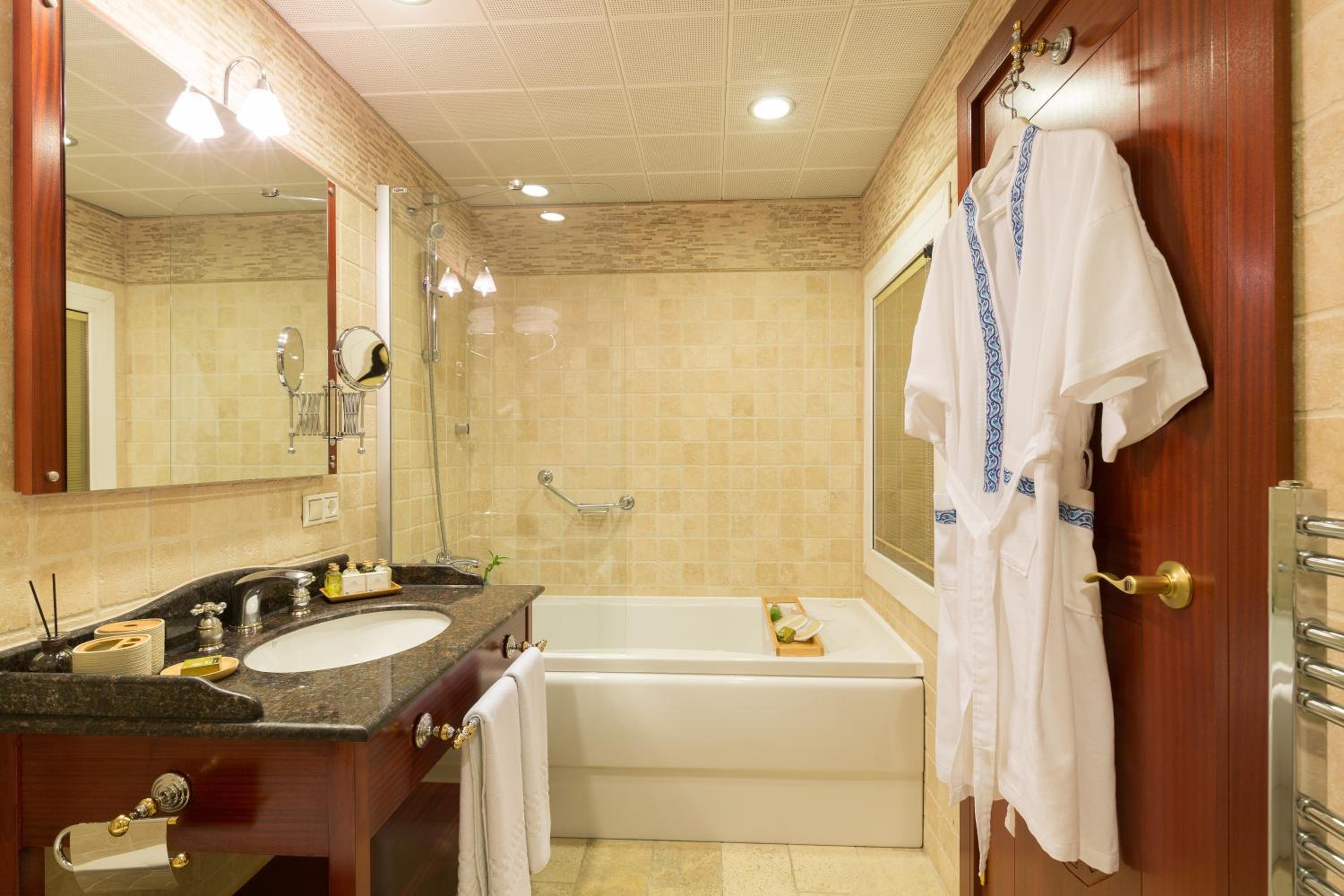 Sirkeci Mansion - Image 47