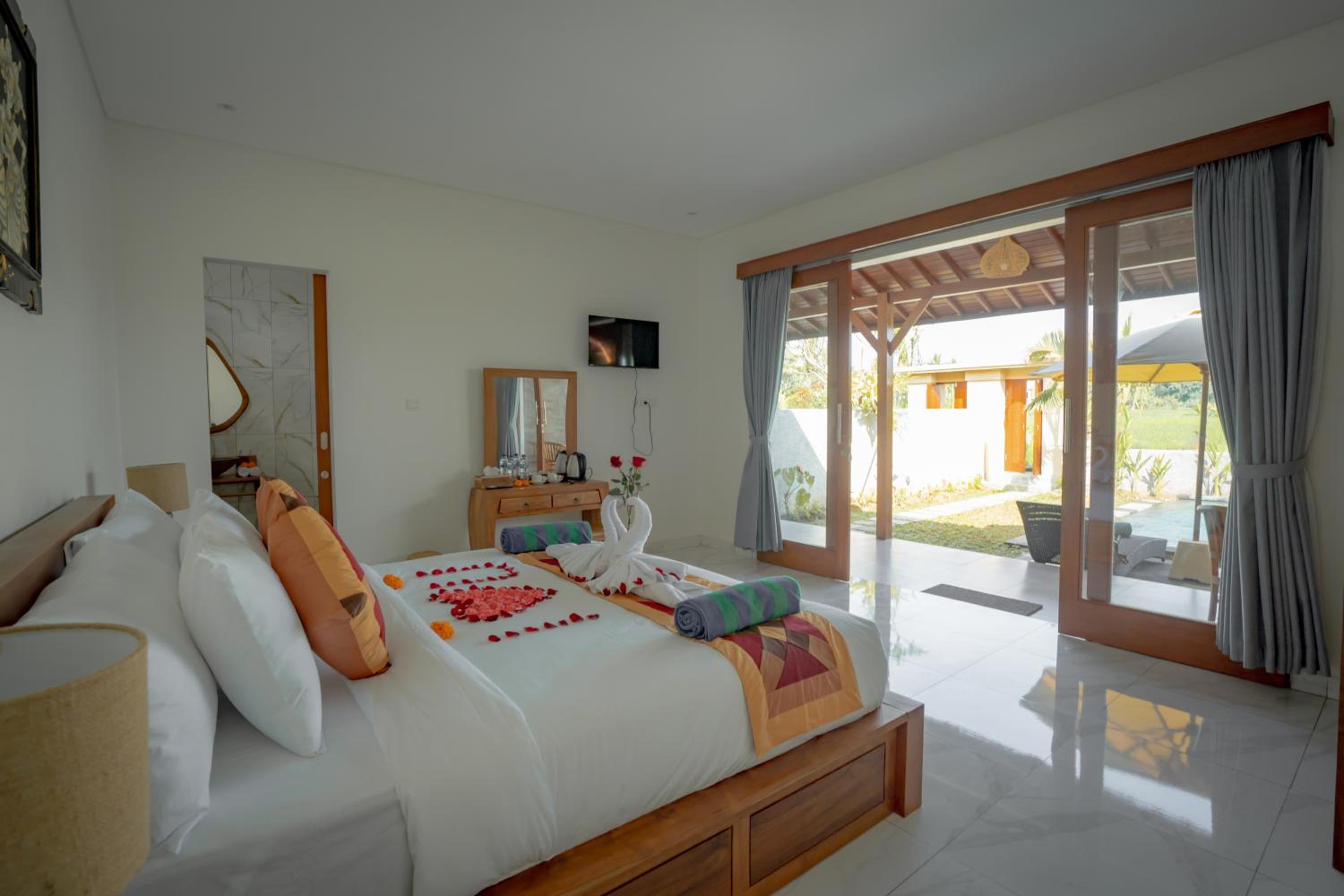 The Wise 1 Bedroom Private Pool Villa Ubud