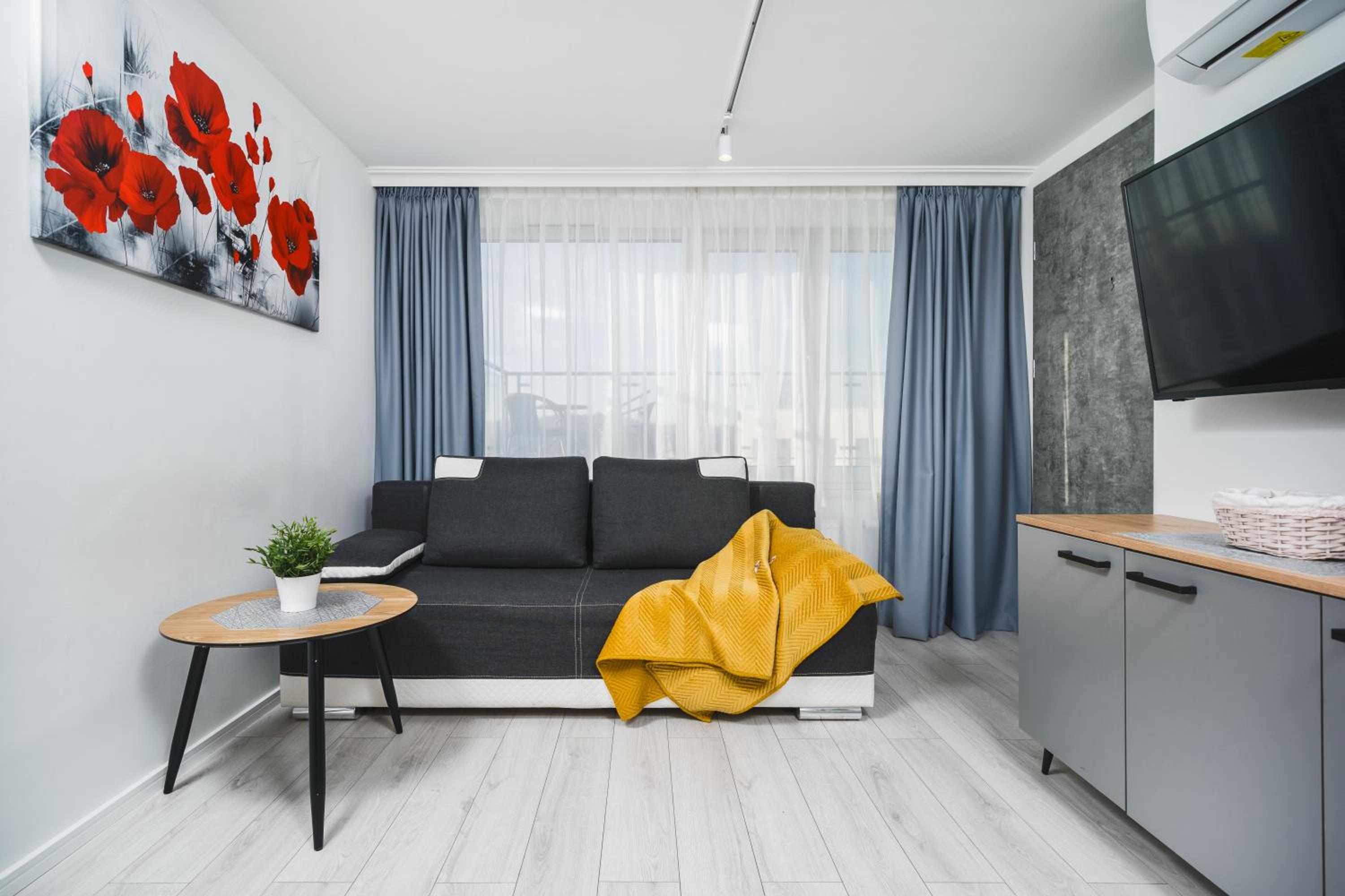 Ice Apartments