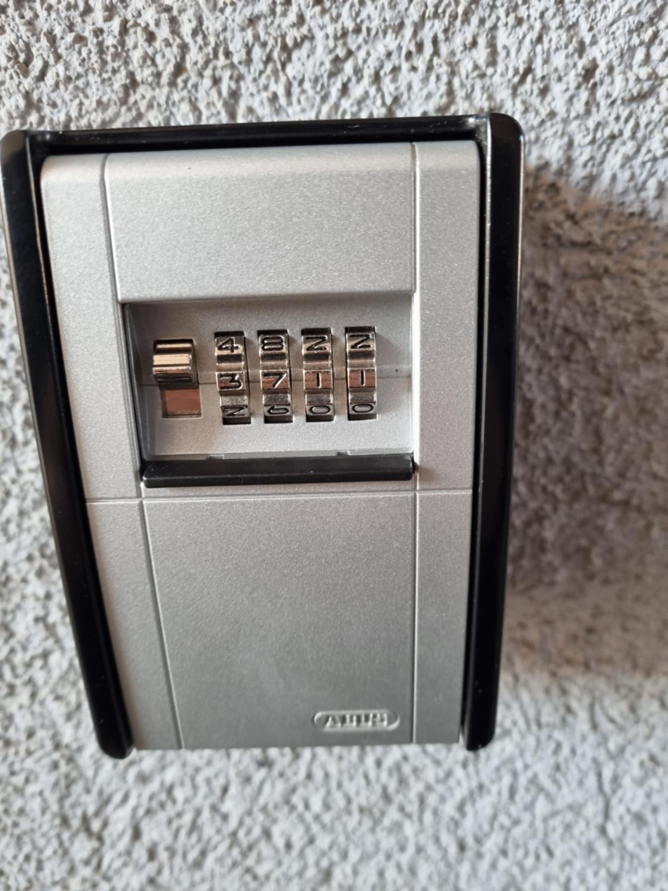 OSIJEK SPACE CENTAR - Self Check in, Free Private Parking