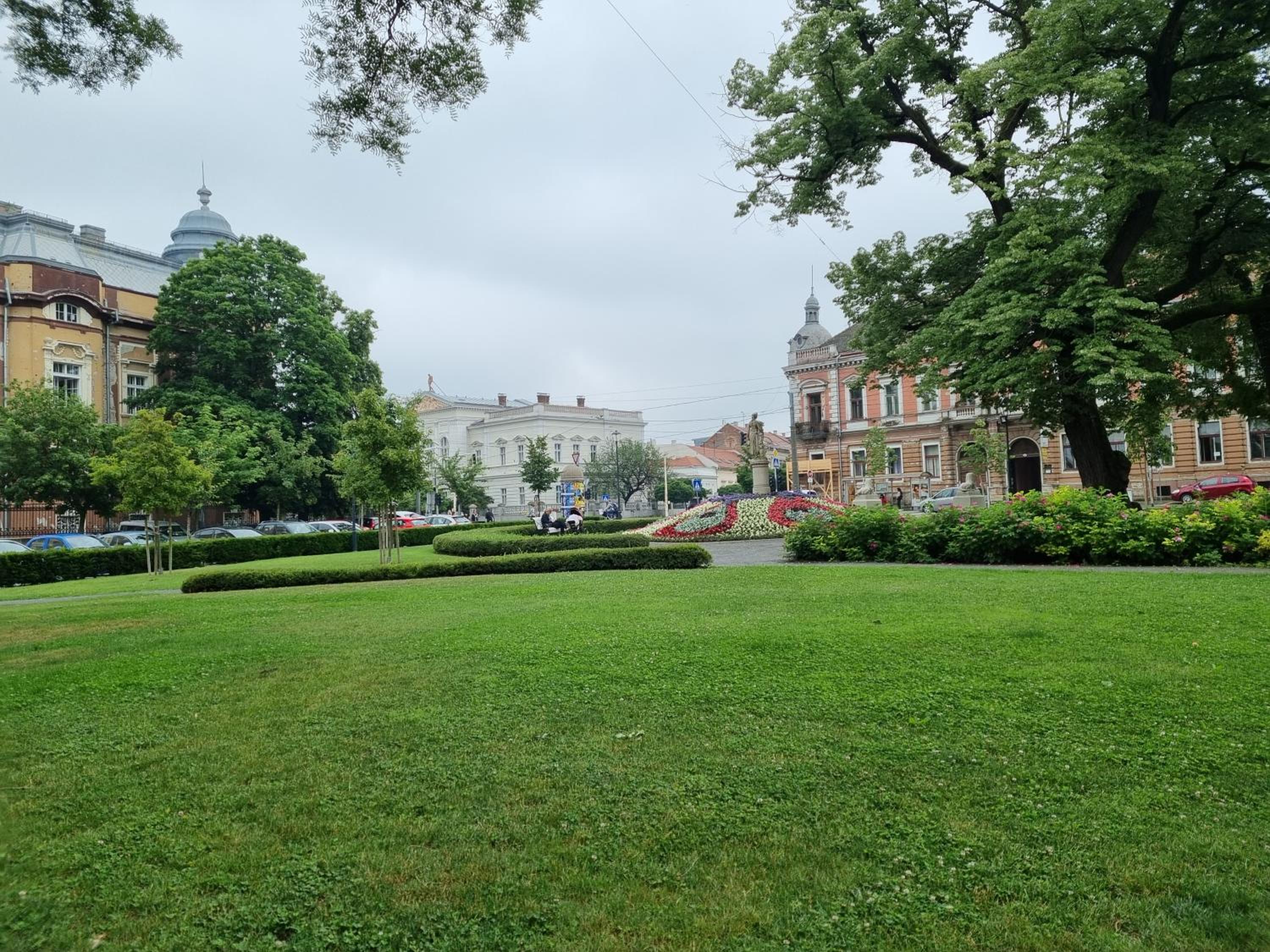 OSIJEK SPACE CENTAR - Self Check in, Free Private Parking