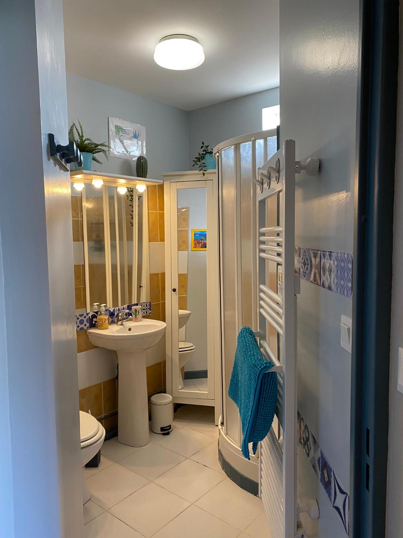 Meublé classé Carmes , entrée autonome, wifi, climatisé, petit parking privé