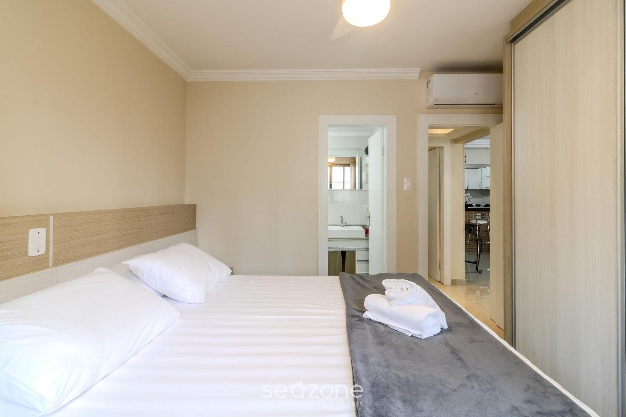 2BR full apt beachfront – ESE0102