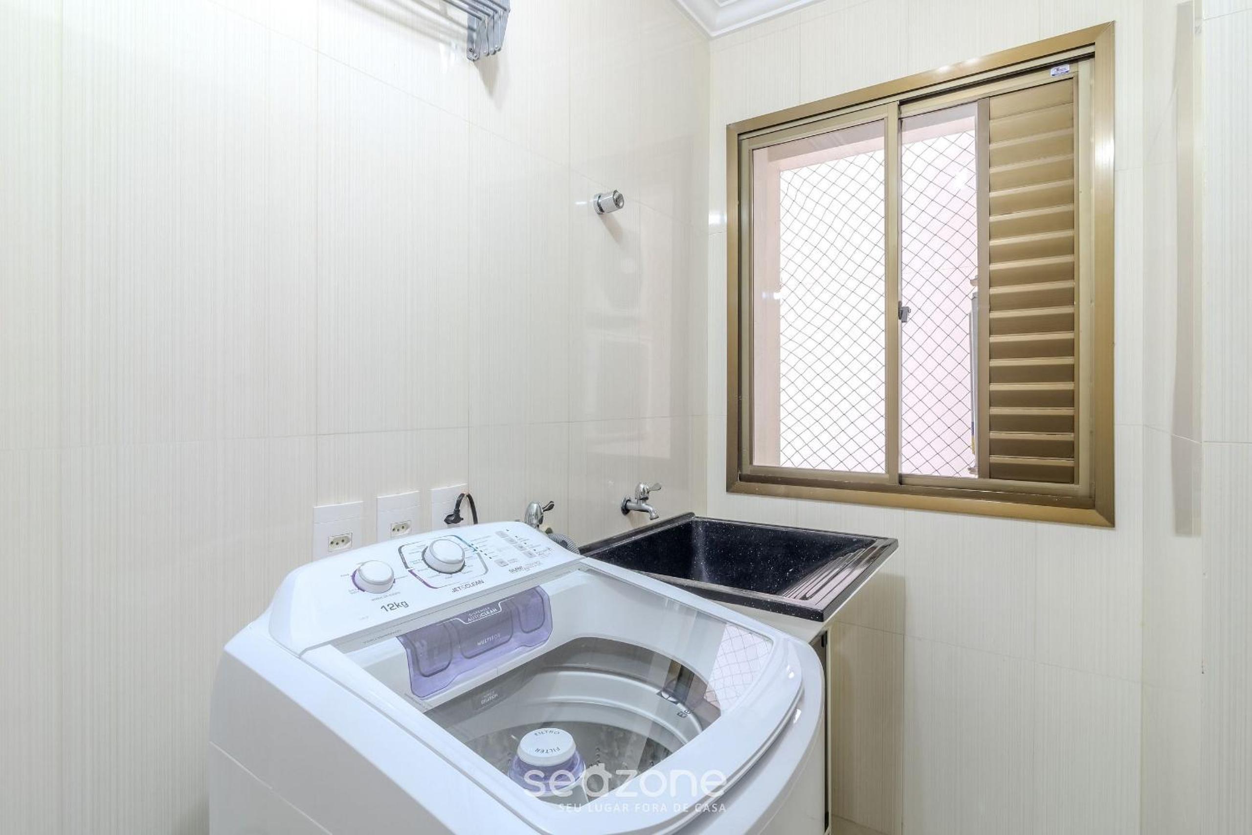2BR full apt beachfront – ESE0102