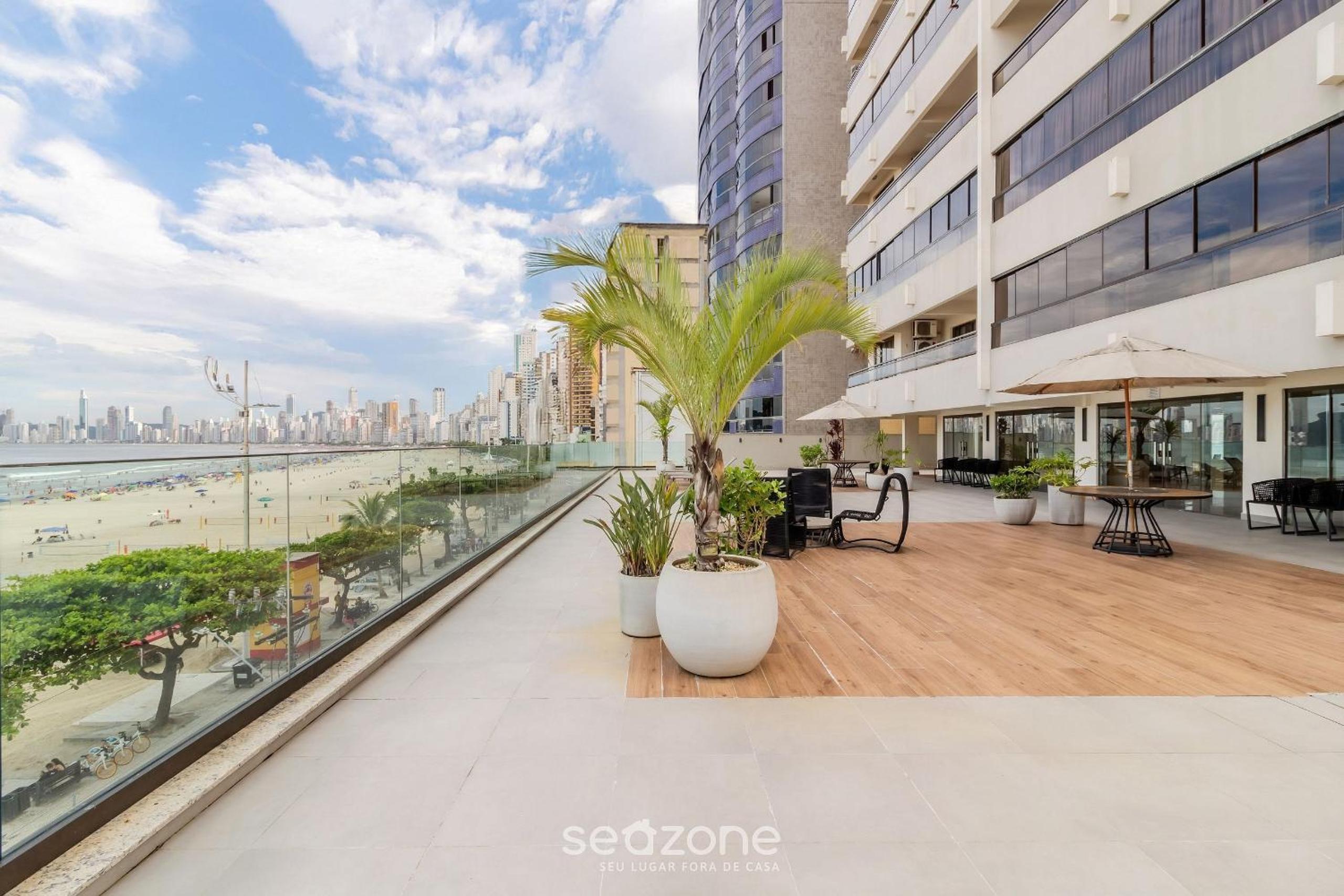 2BR full apt beachfront – ESE0102