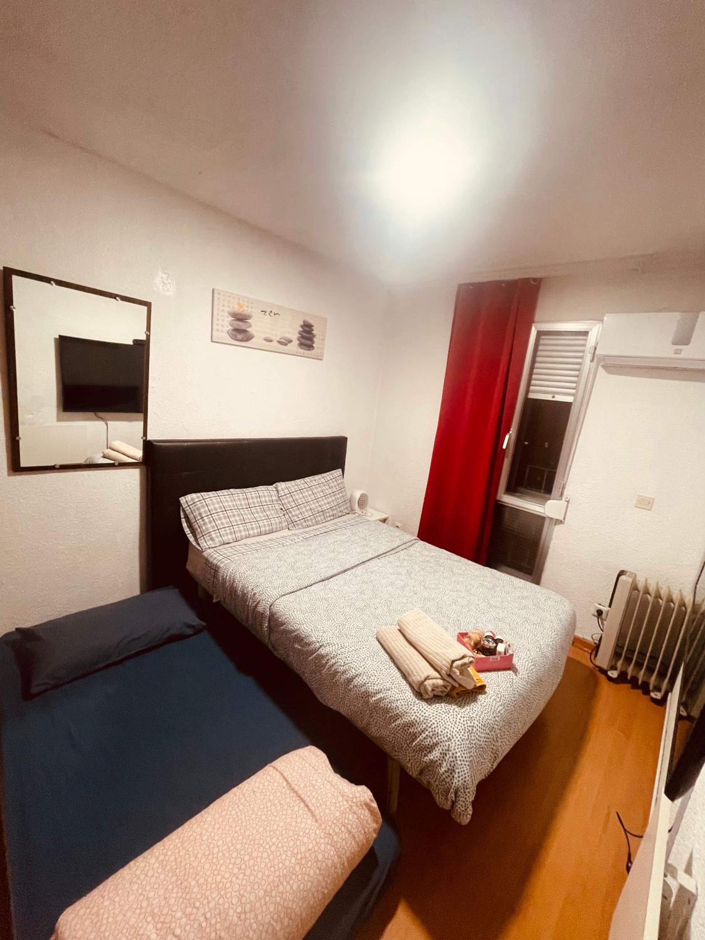 Habitaciones privadas Calle riojanos
