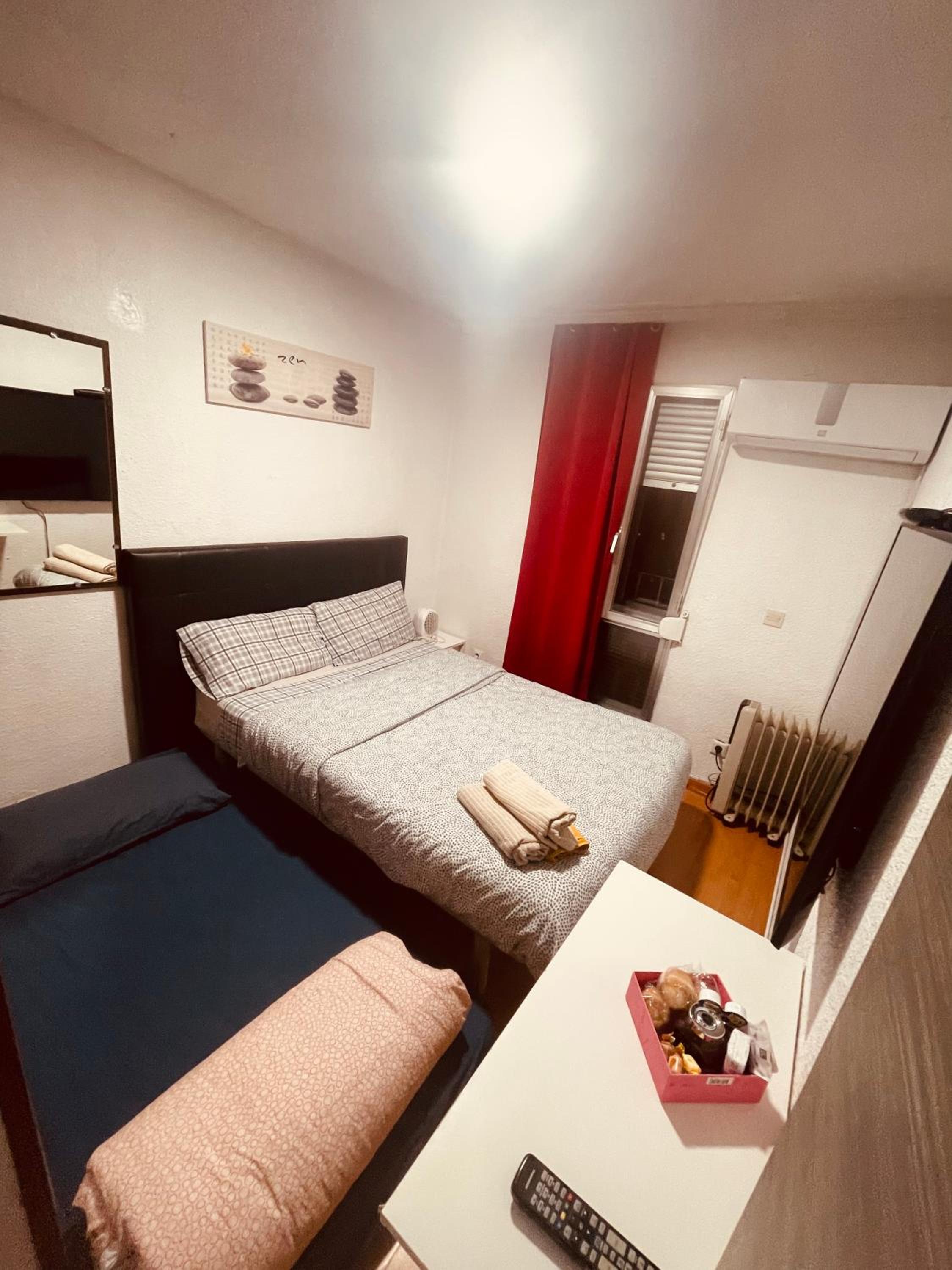 Habitaciones privadas Calle riojanos