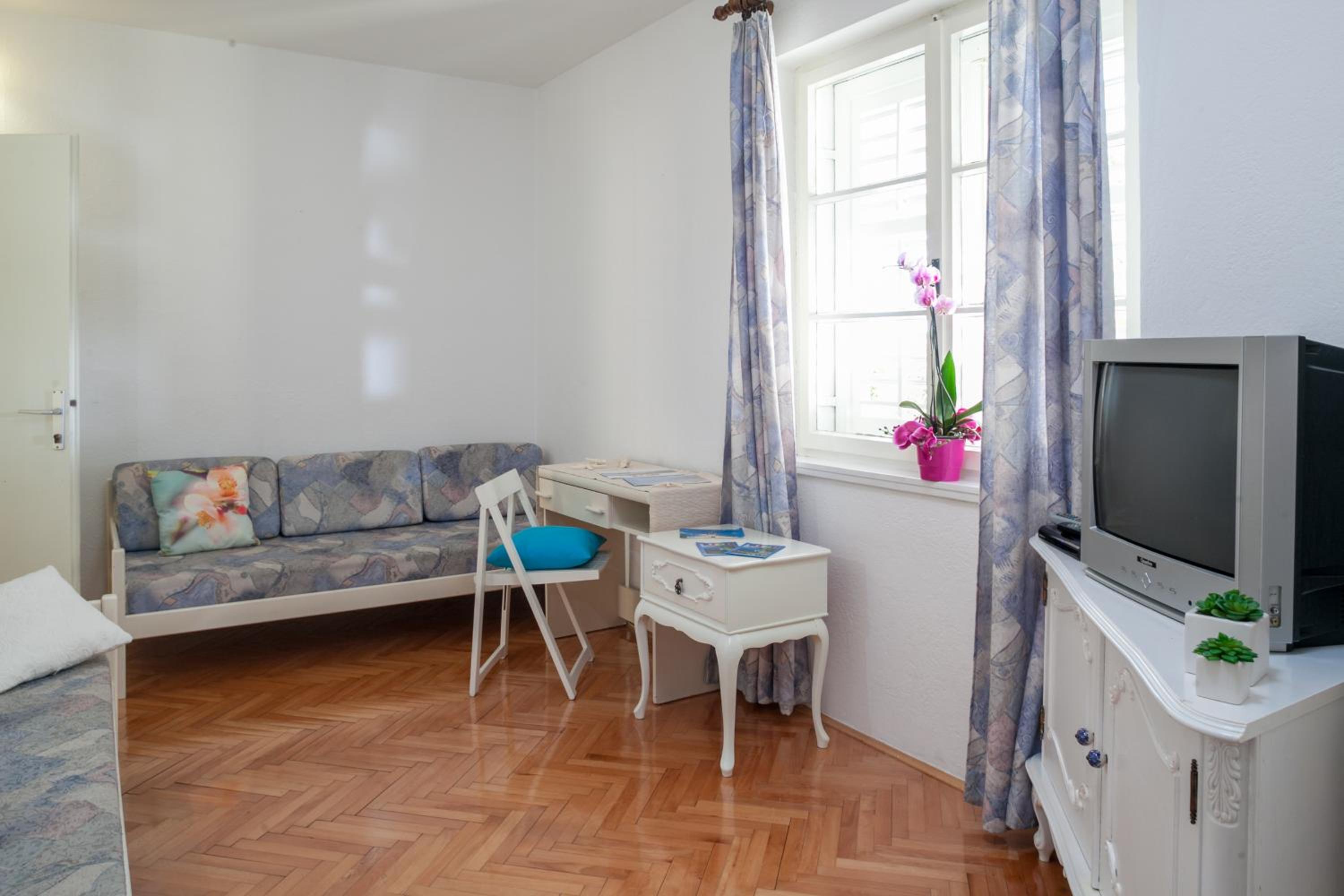 Apartments Irena view 4