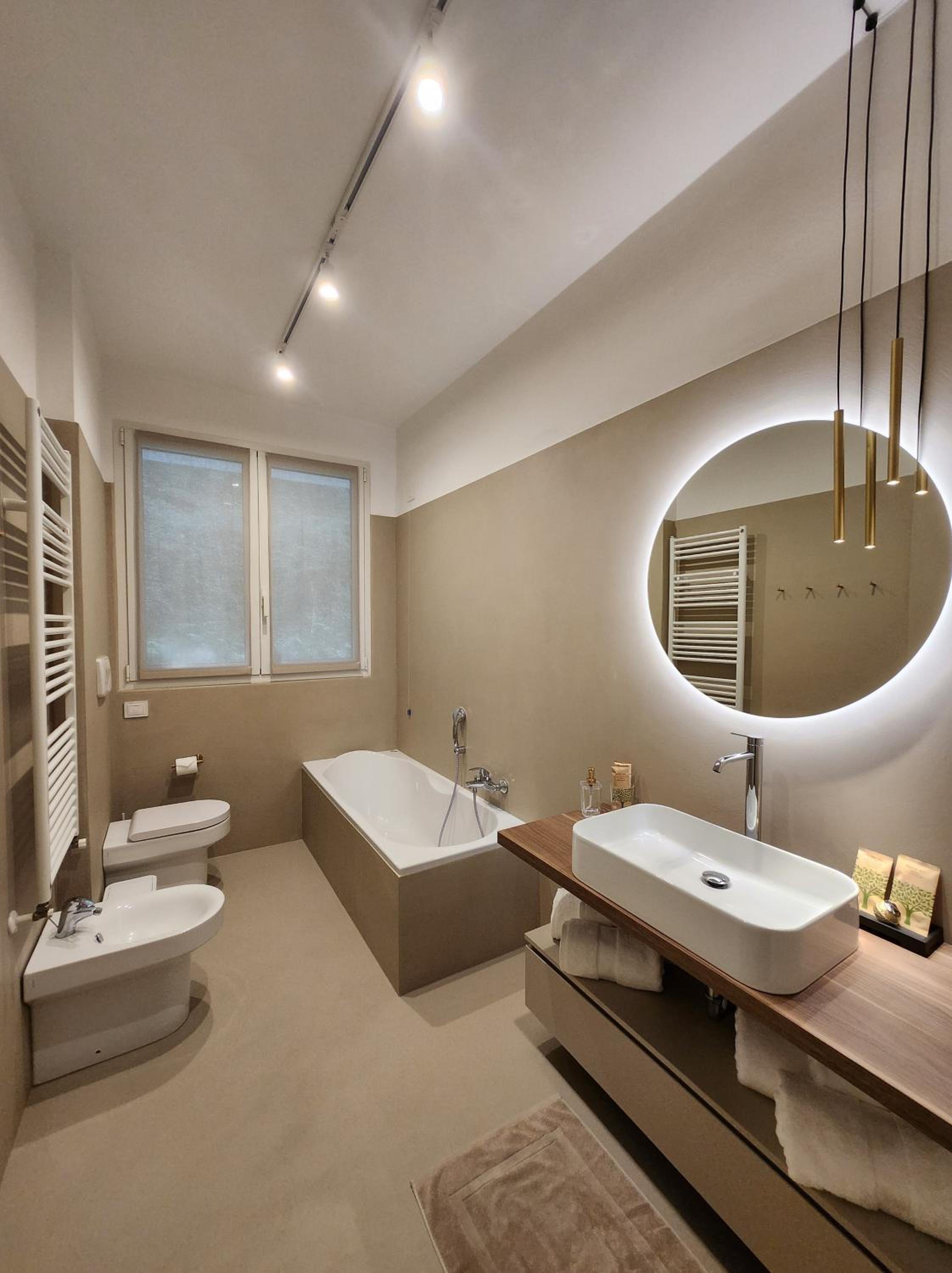 Borgo Vico Luxury Suites - by MyHomeInComo