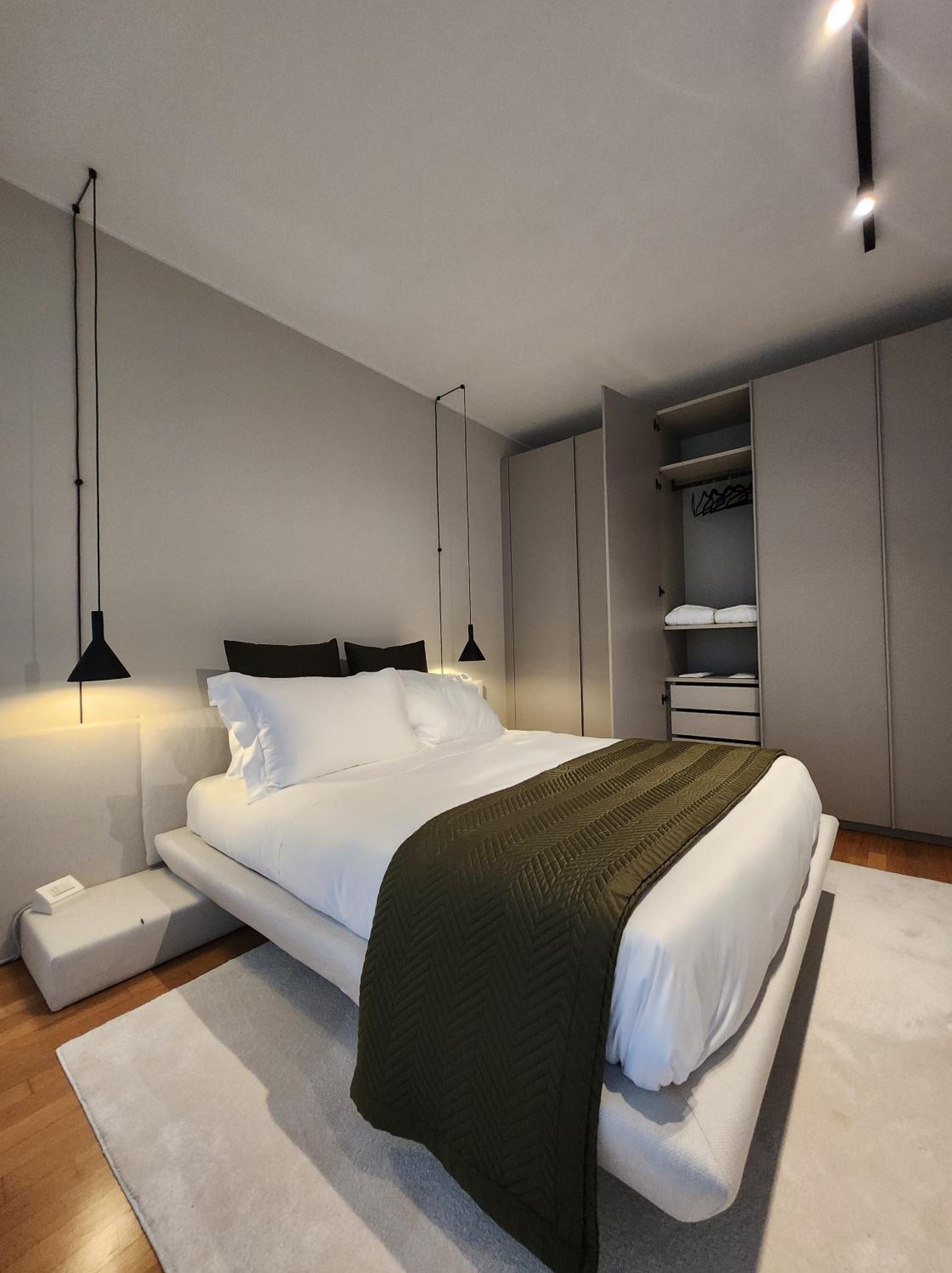 Borgo Vico Luxury Suites - by MyHomeInComo