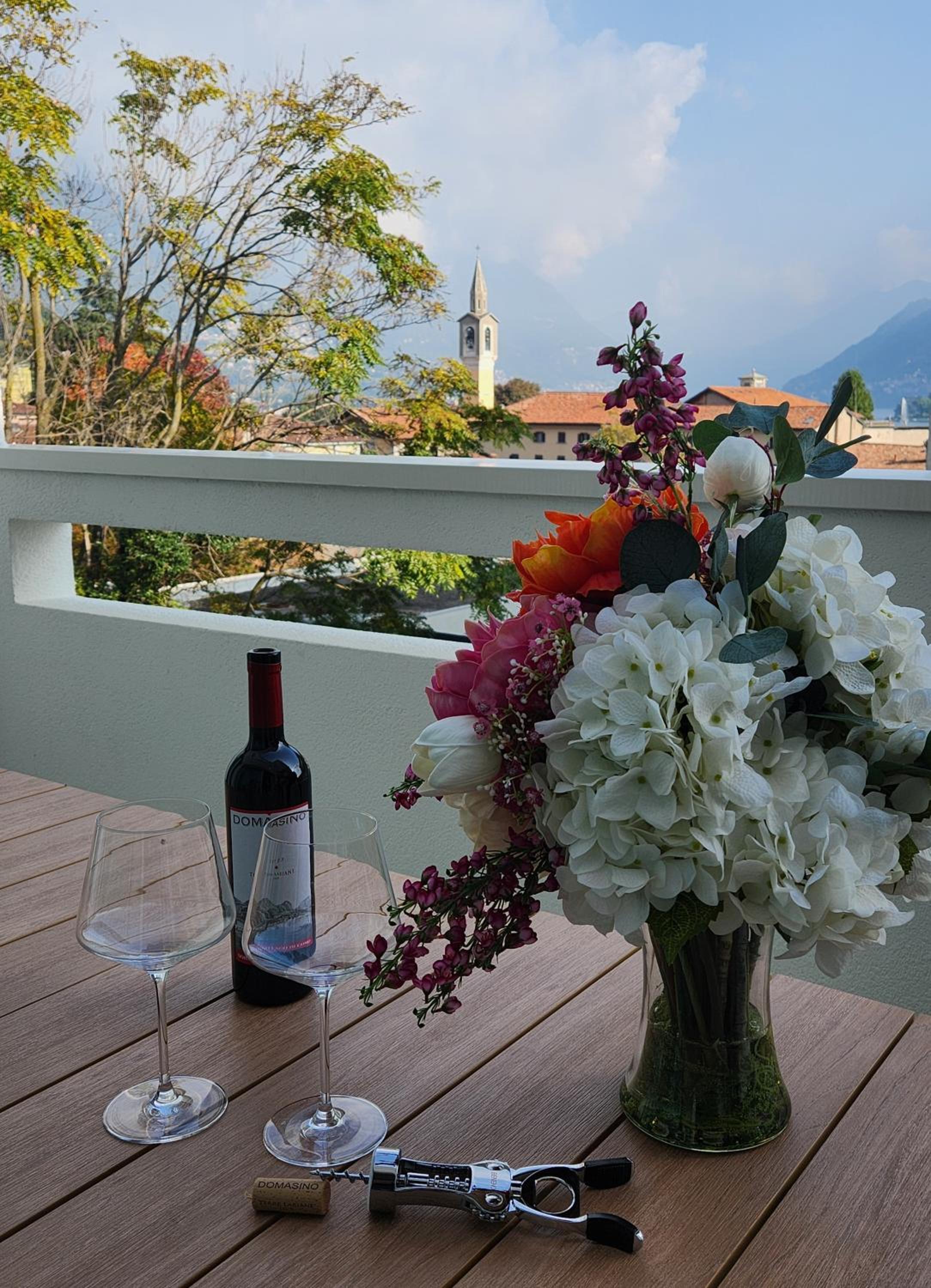 Borgo Vico Luxury Suites - by MyHomeInComo