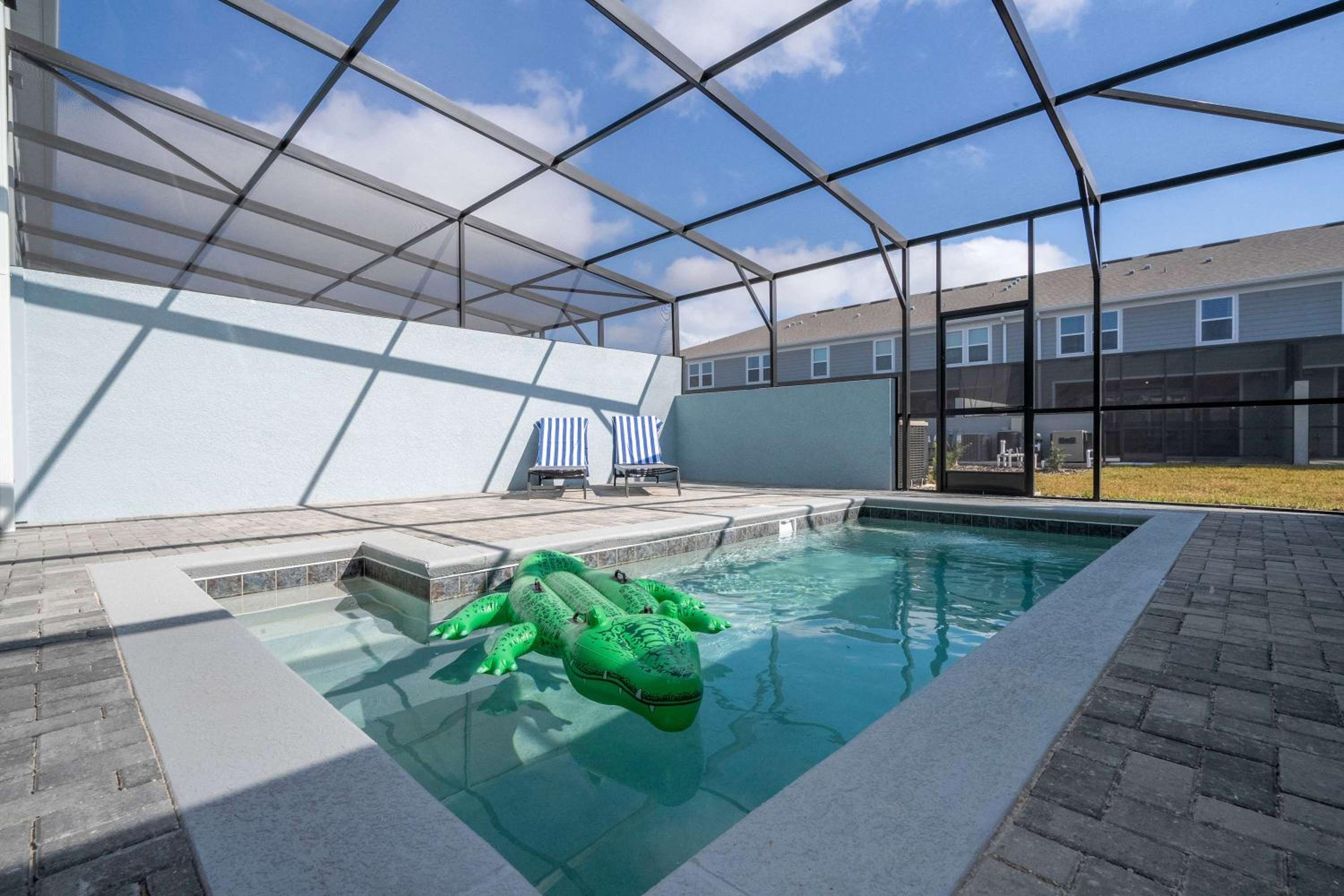 Luxury Private Pool & Themed Rooms Close to Disney 1282