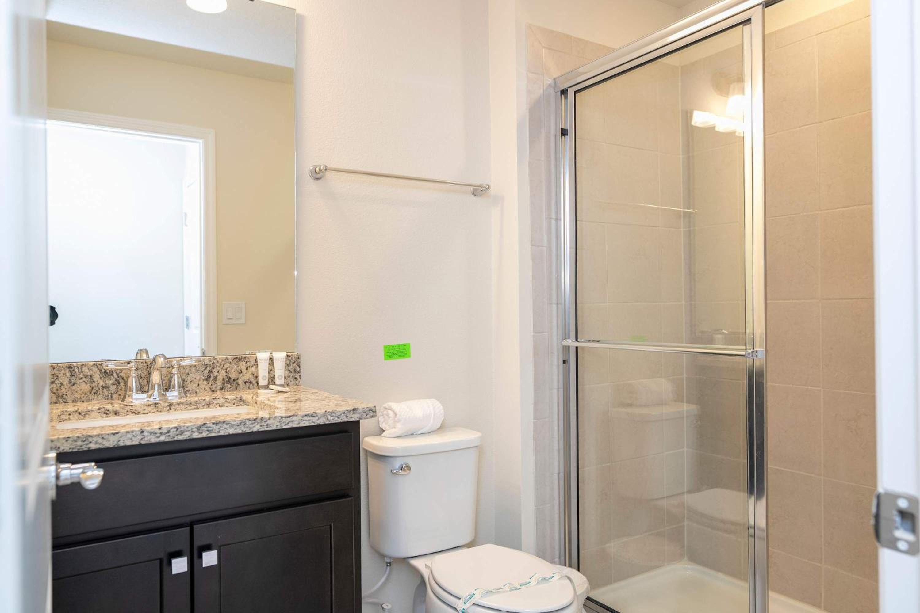 Luxury Private Pool & Themed Rooms Close to Disney 1282