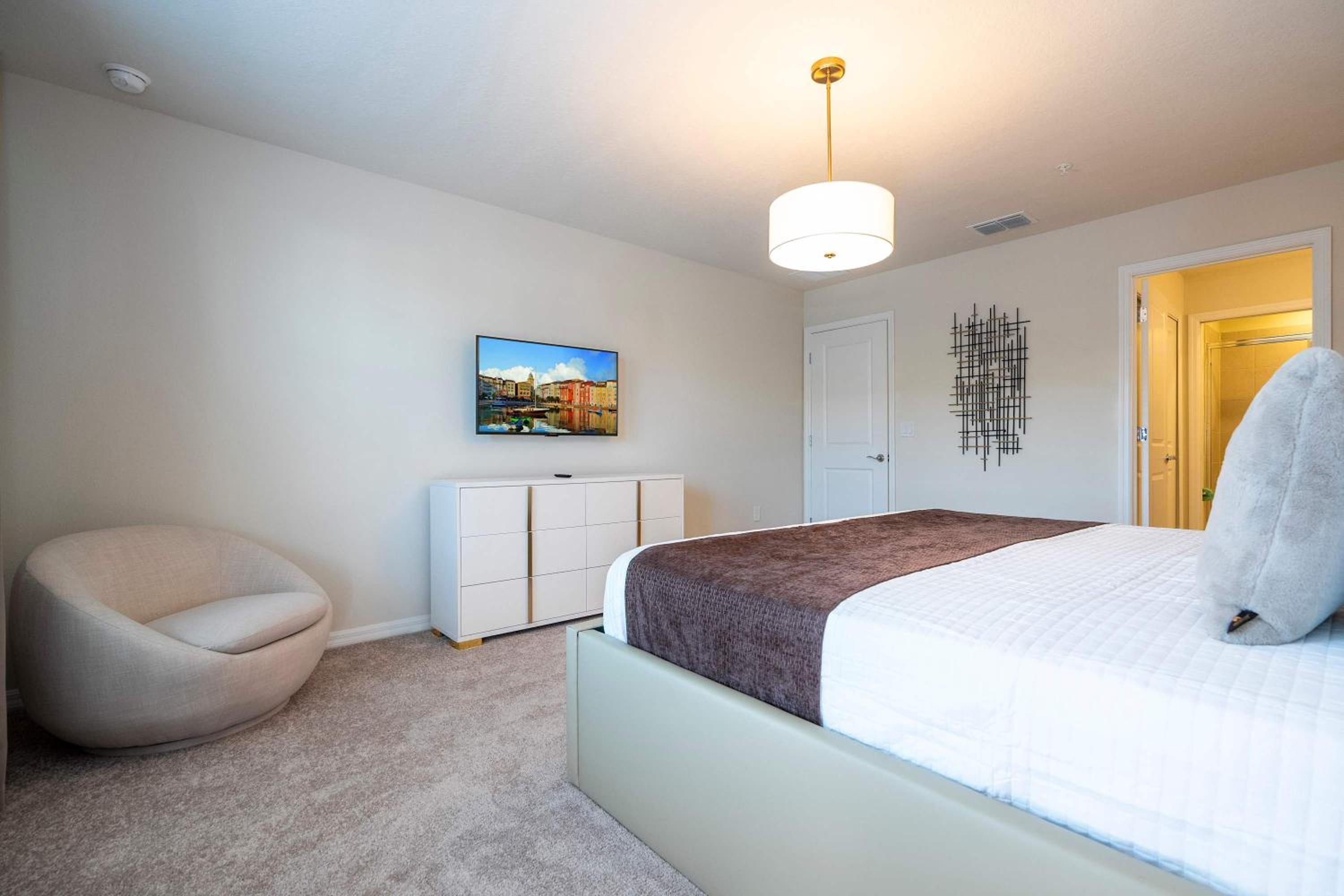 Luxury Private Pool & Themed Rooms Close to Disney 1282