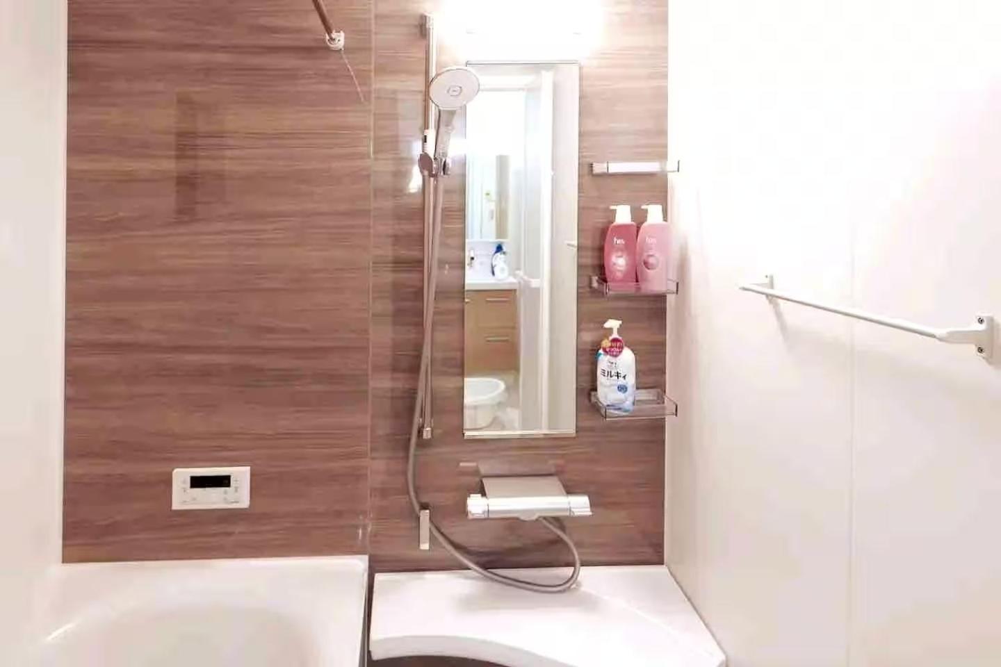 White Hotel Tsuruhashi