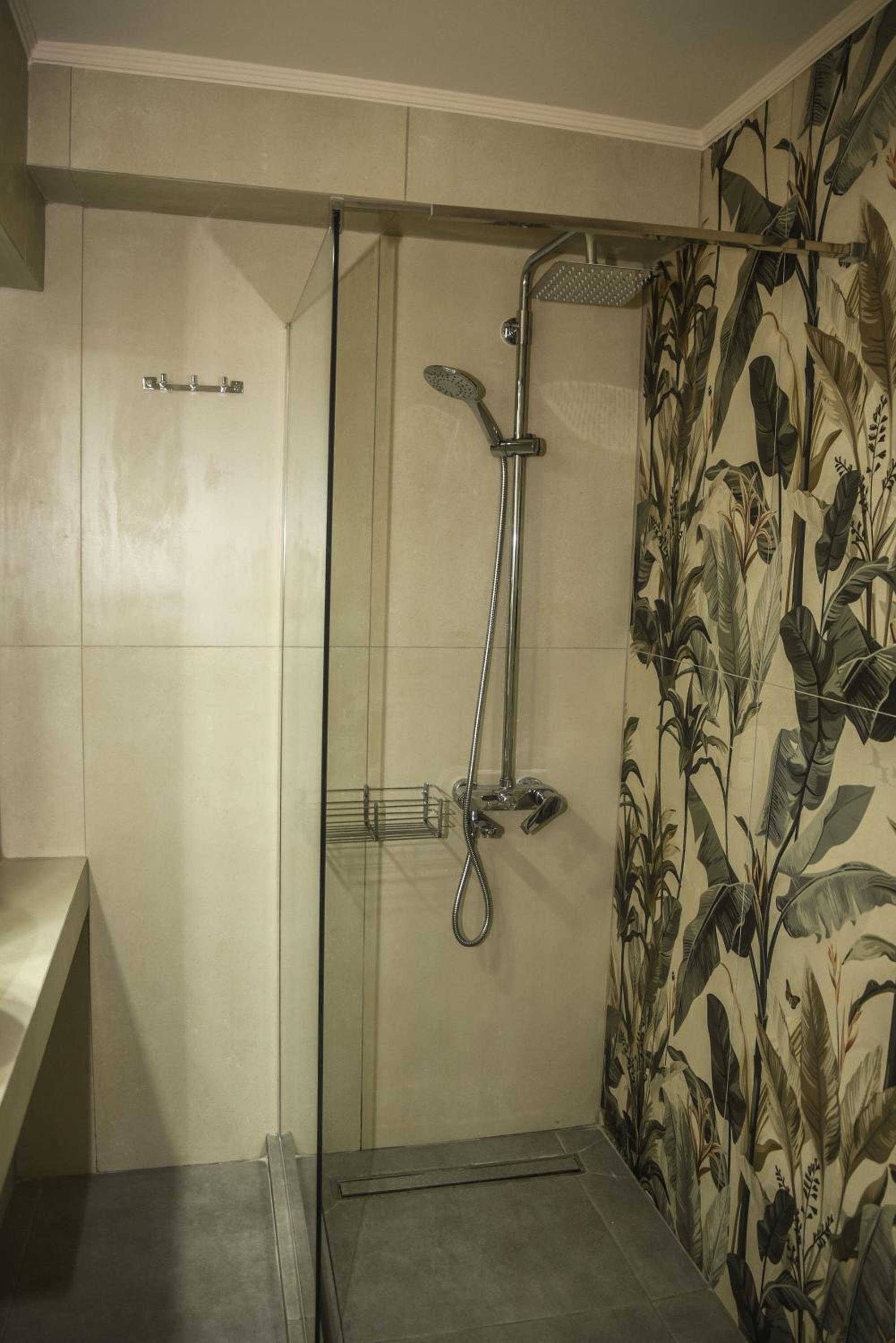 Filoxenia Private 2BR Stone House Patio & Parking
