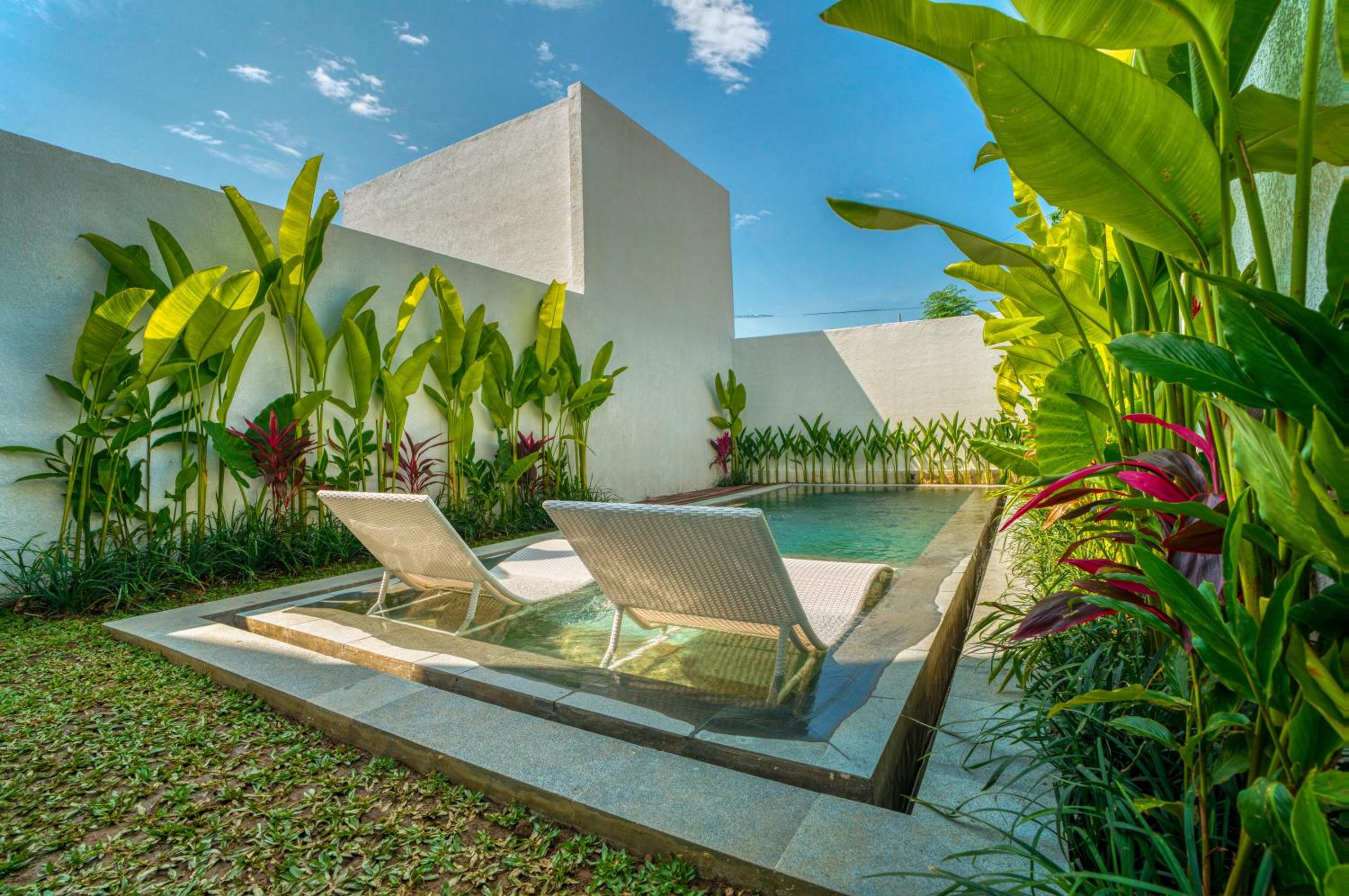 U villas