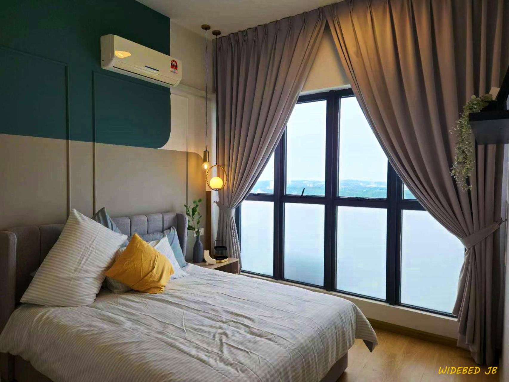 Country Garden Danga Bay By Widebed JB