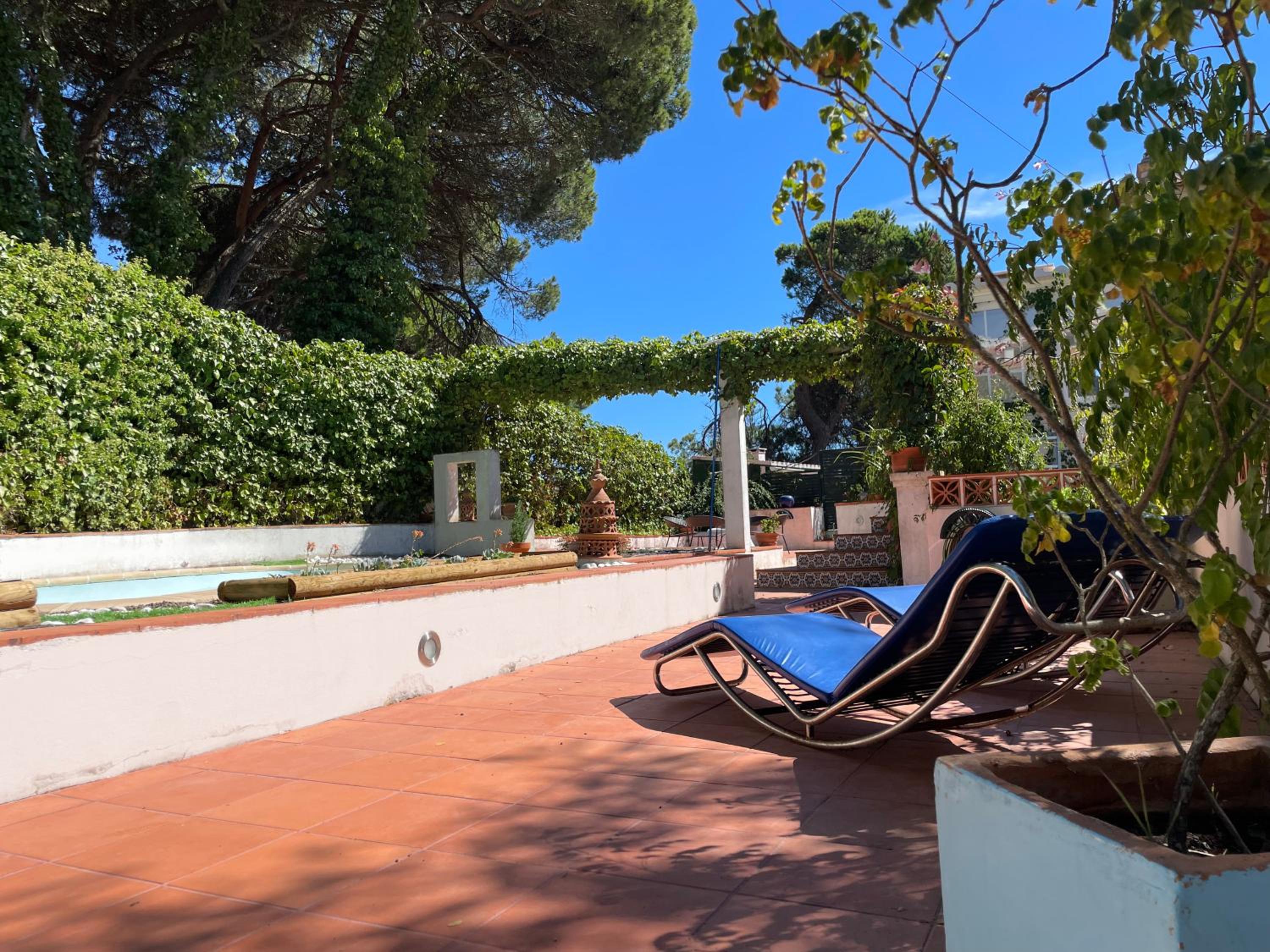 Sesimbra Country House with Swimming Pool