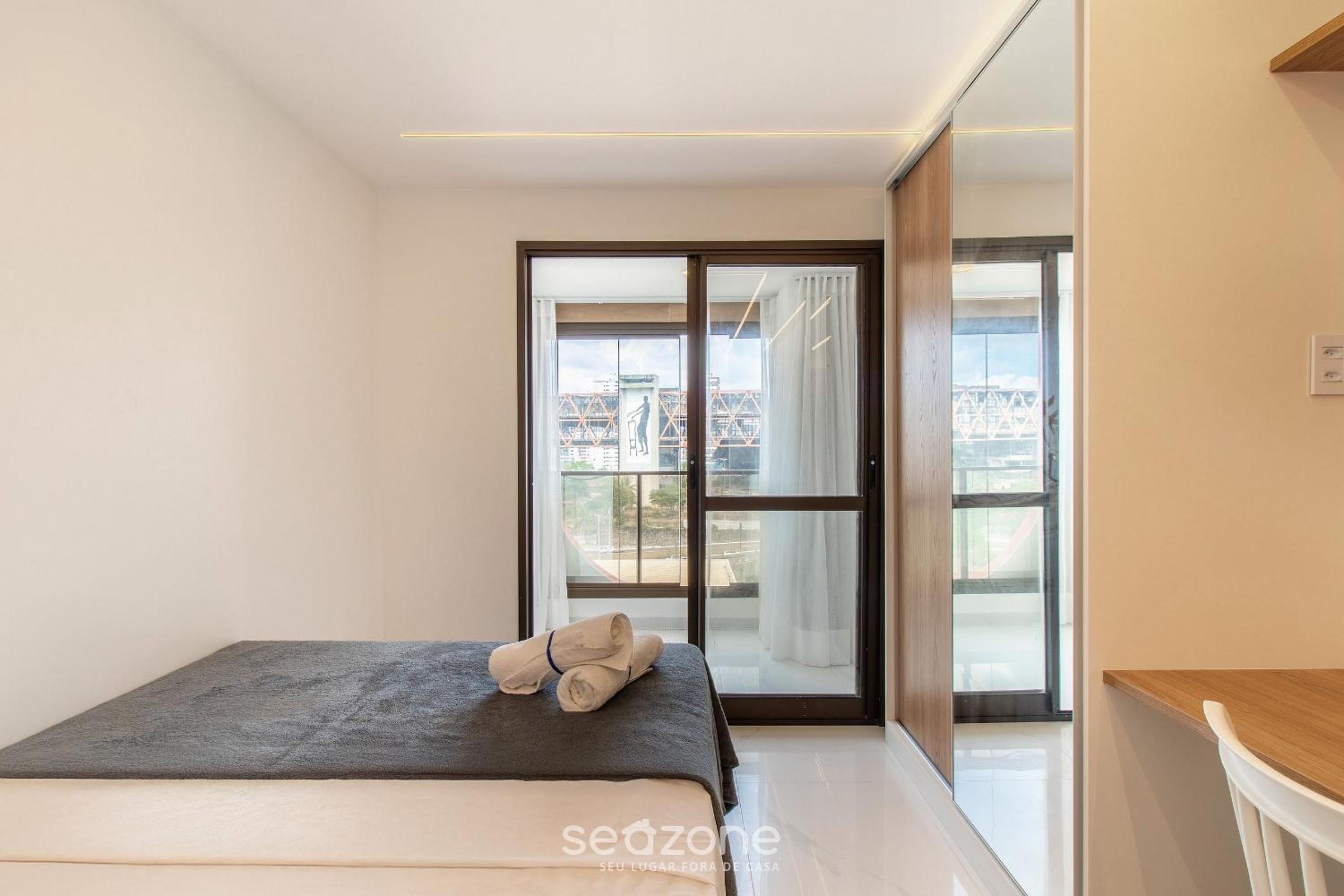 SMT - Building 750m from the Beach in Salvador