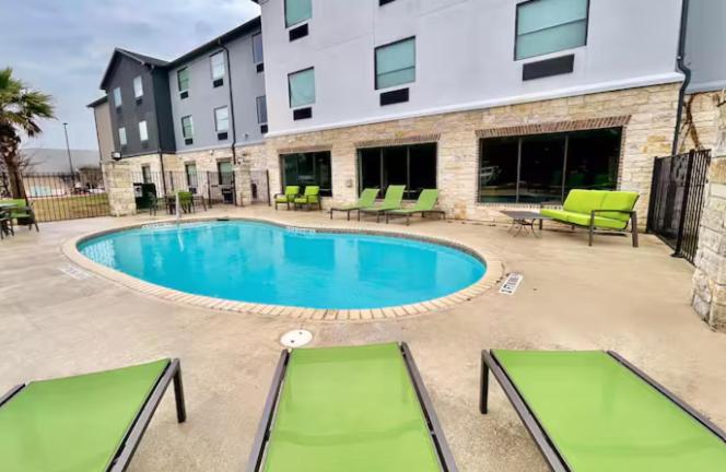 Hawthorn Extended Stay by Wyndham College Station South