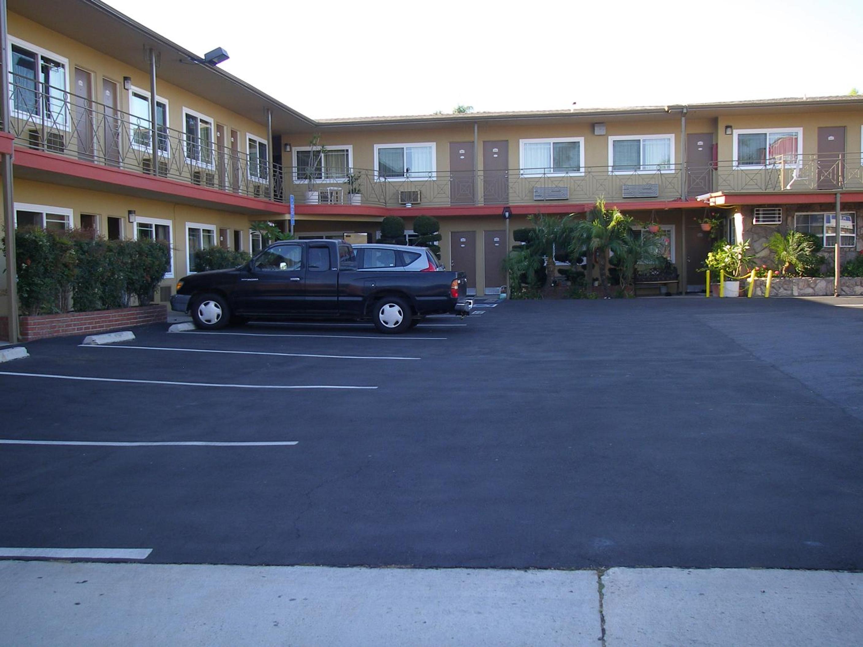 Fullerton Lodge