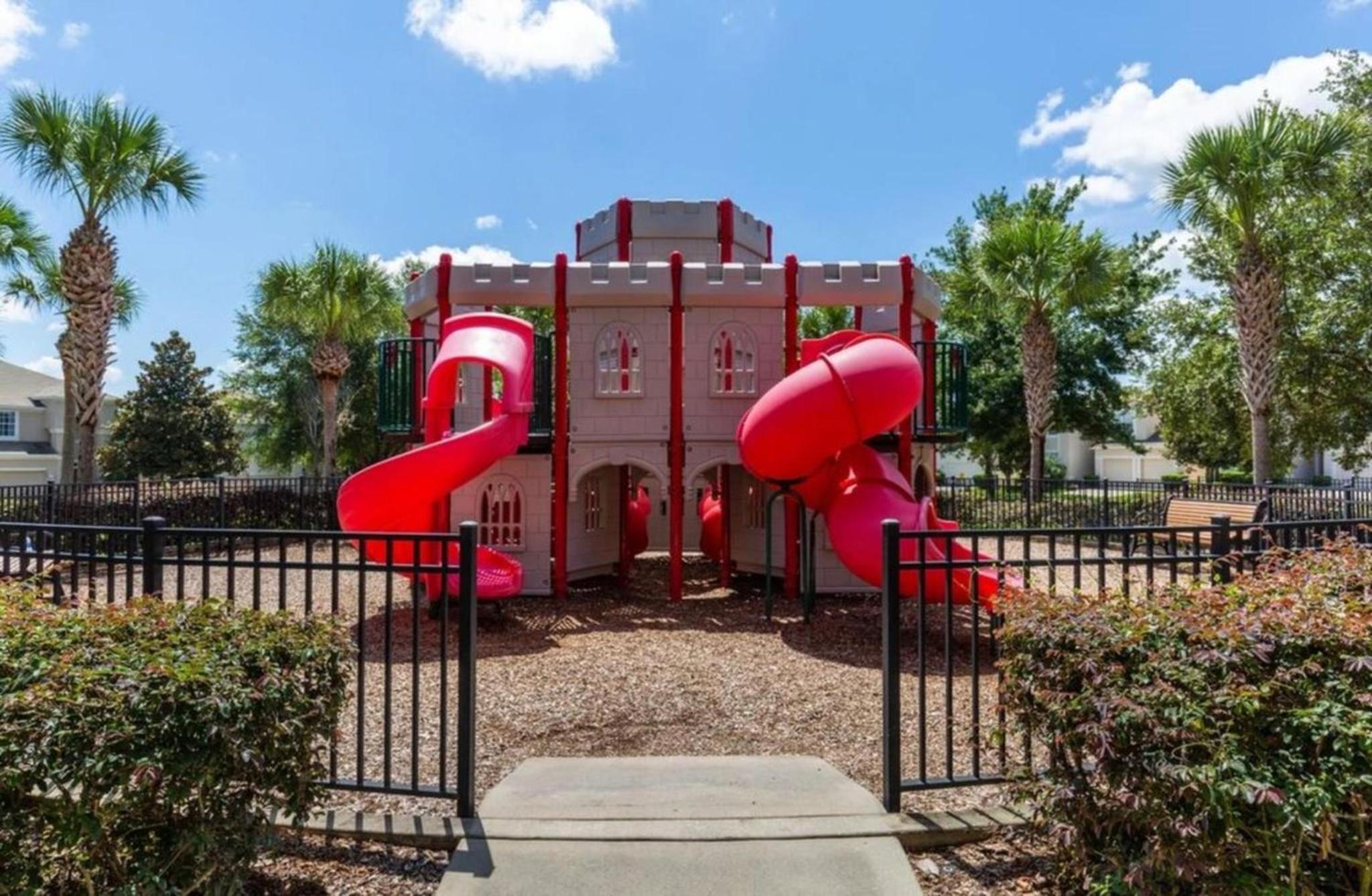 Windsor Hills Getaway: 3BR, Pool, Near Disney