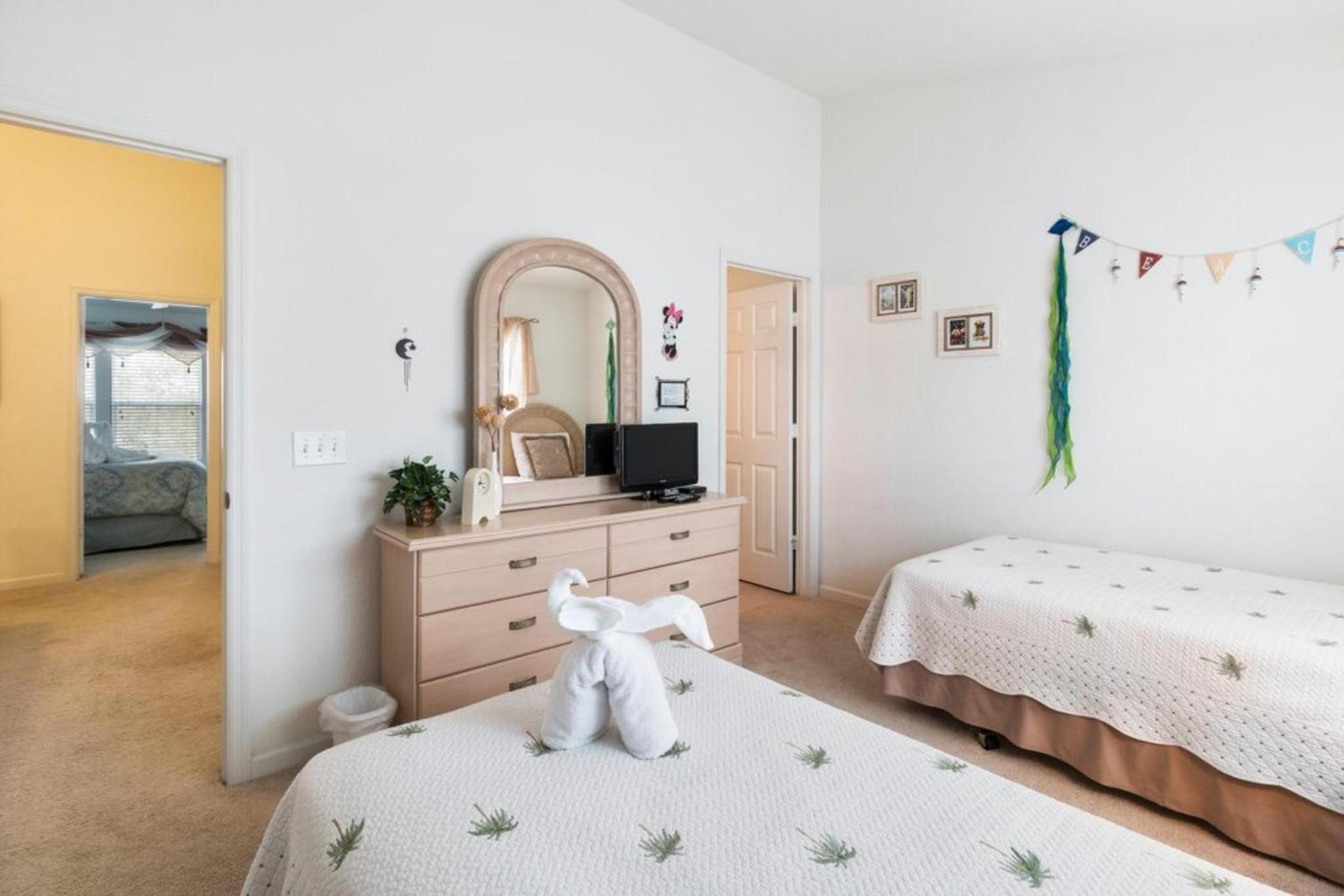 Windsor Hills Getaway: 3BR, Pool, Near Disney