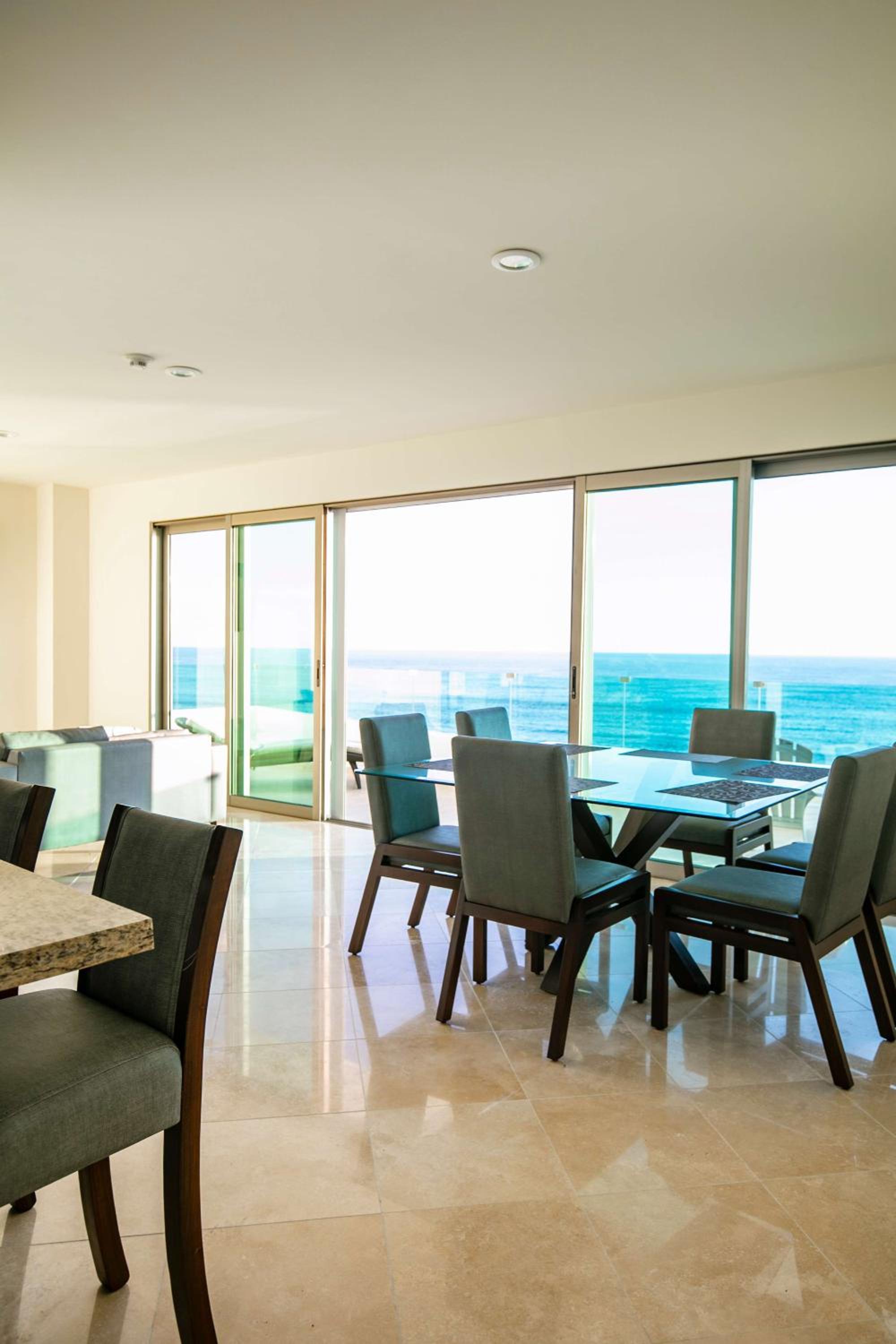 Elegant Condo at Playa Brujas with Ocean View