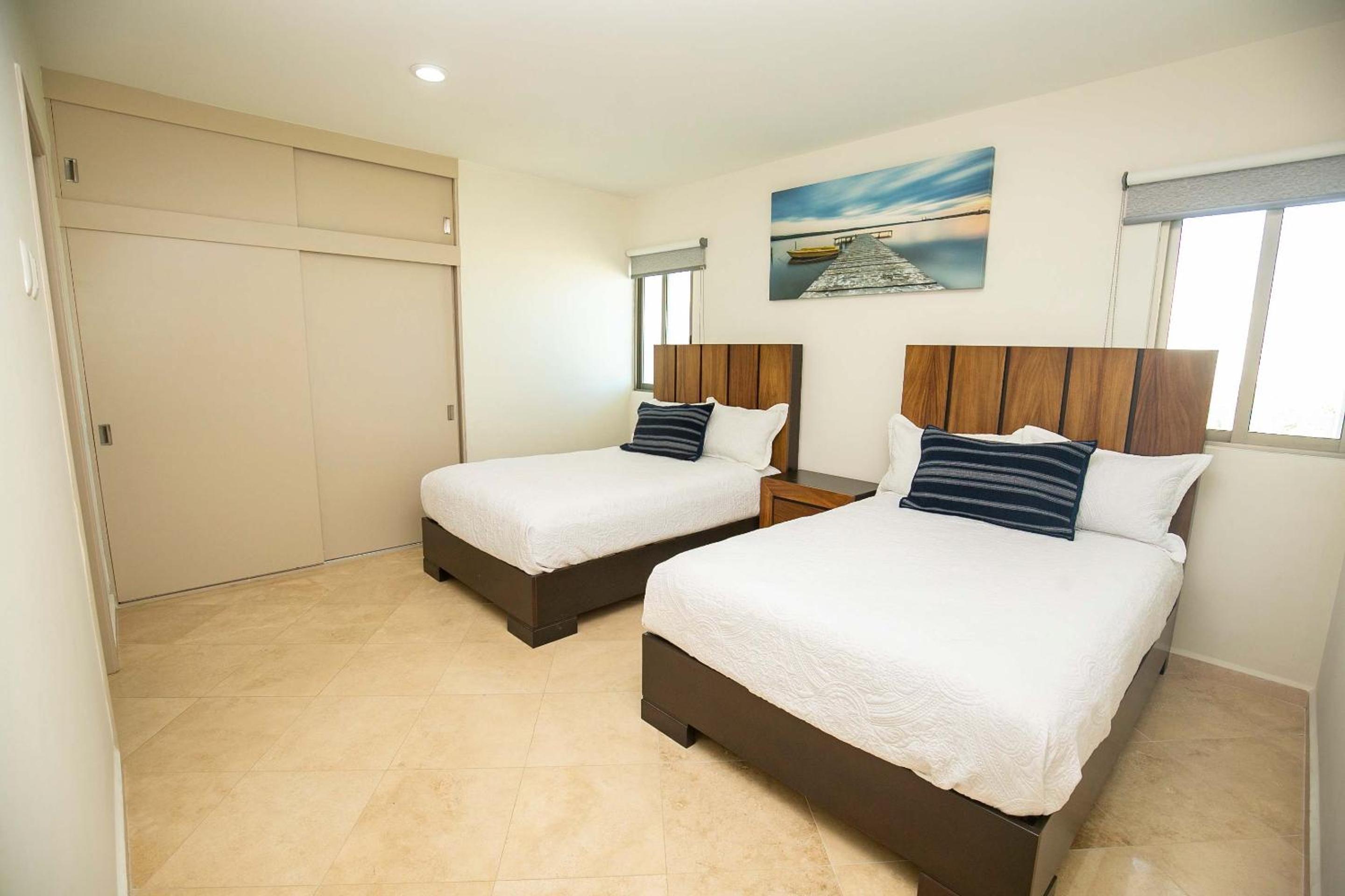 Elegant Condo at Playa Brujas with Ocean View