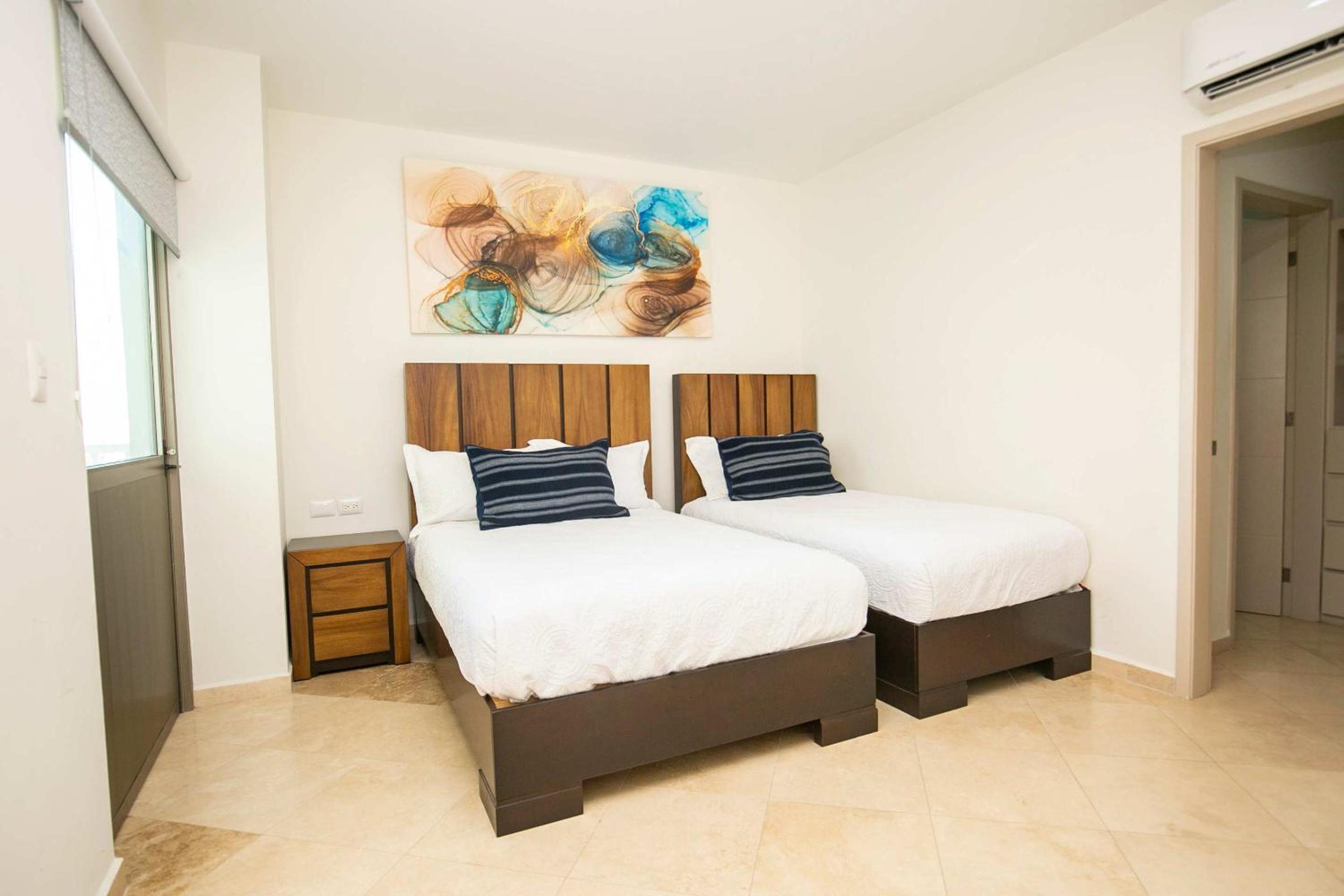 Elegant Condo at Playa Brujas with Ocean View