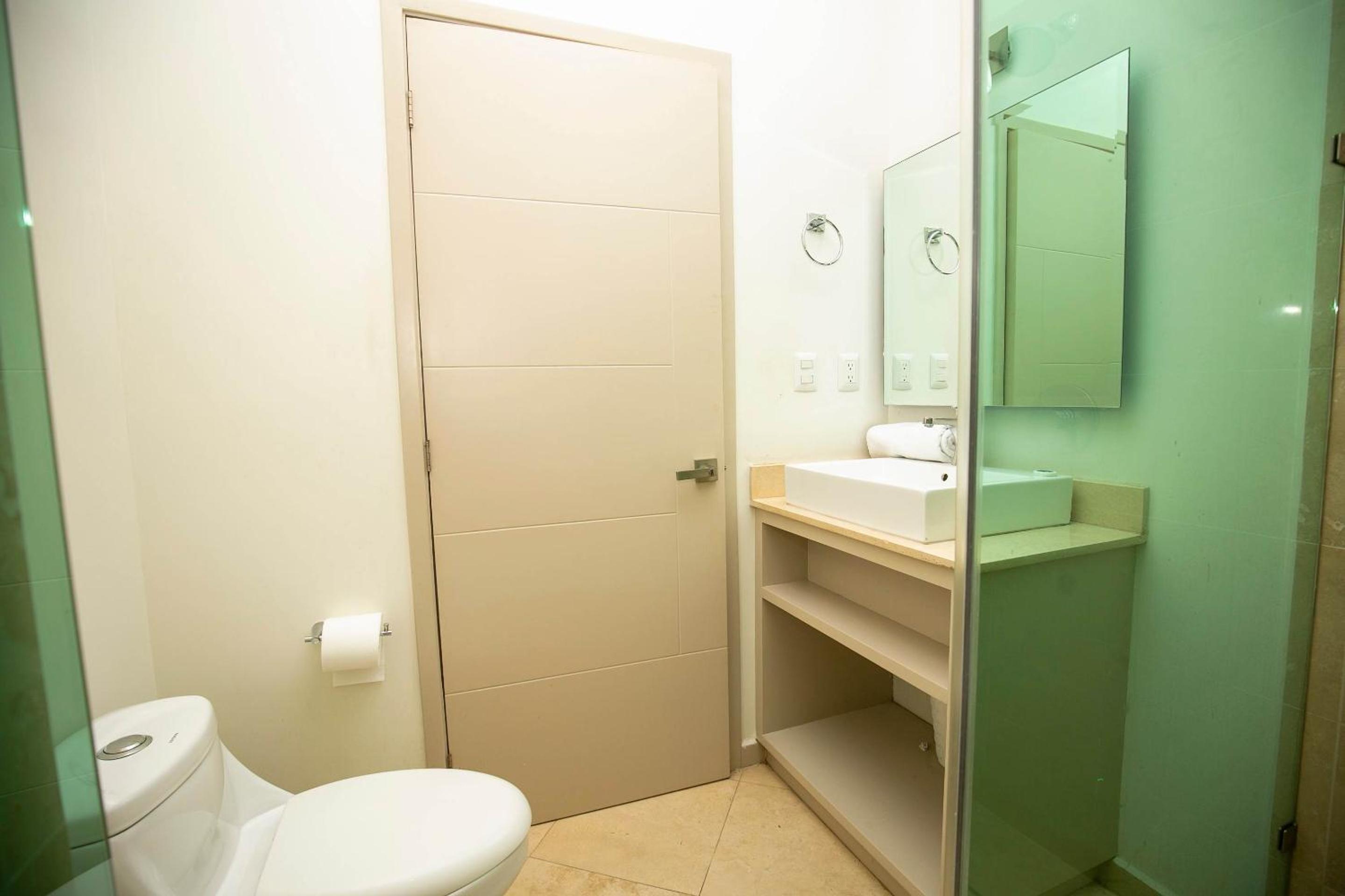 Elegant Condo at Playa Brujas with Ocean View