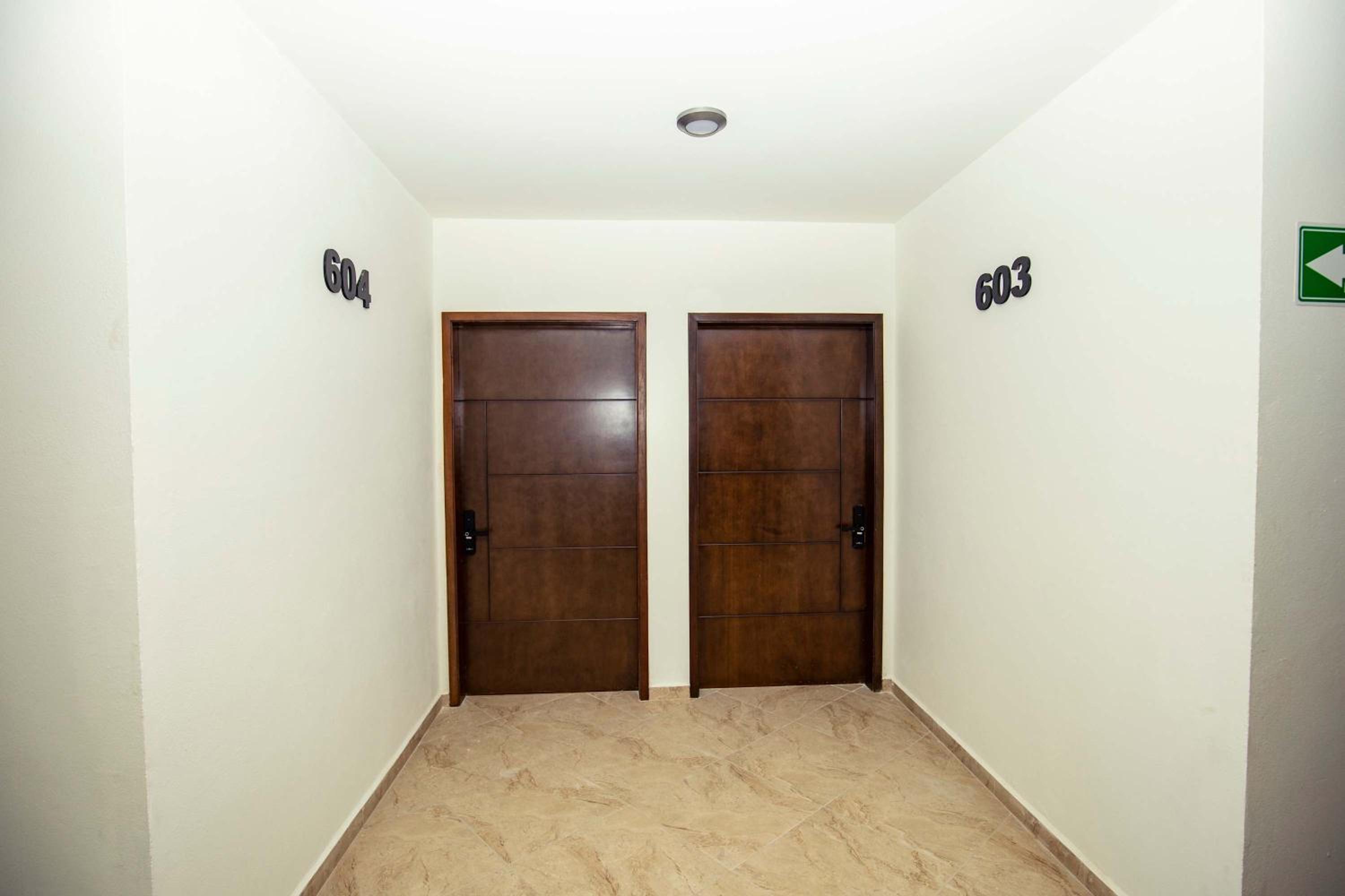 Elegant Condo at Playa Brujas with Ocean View