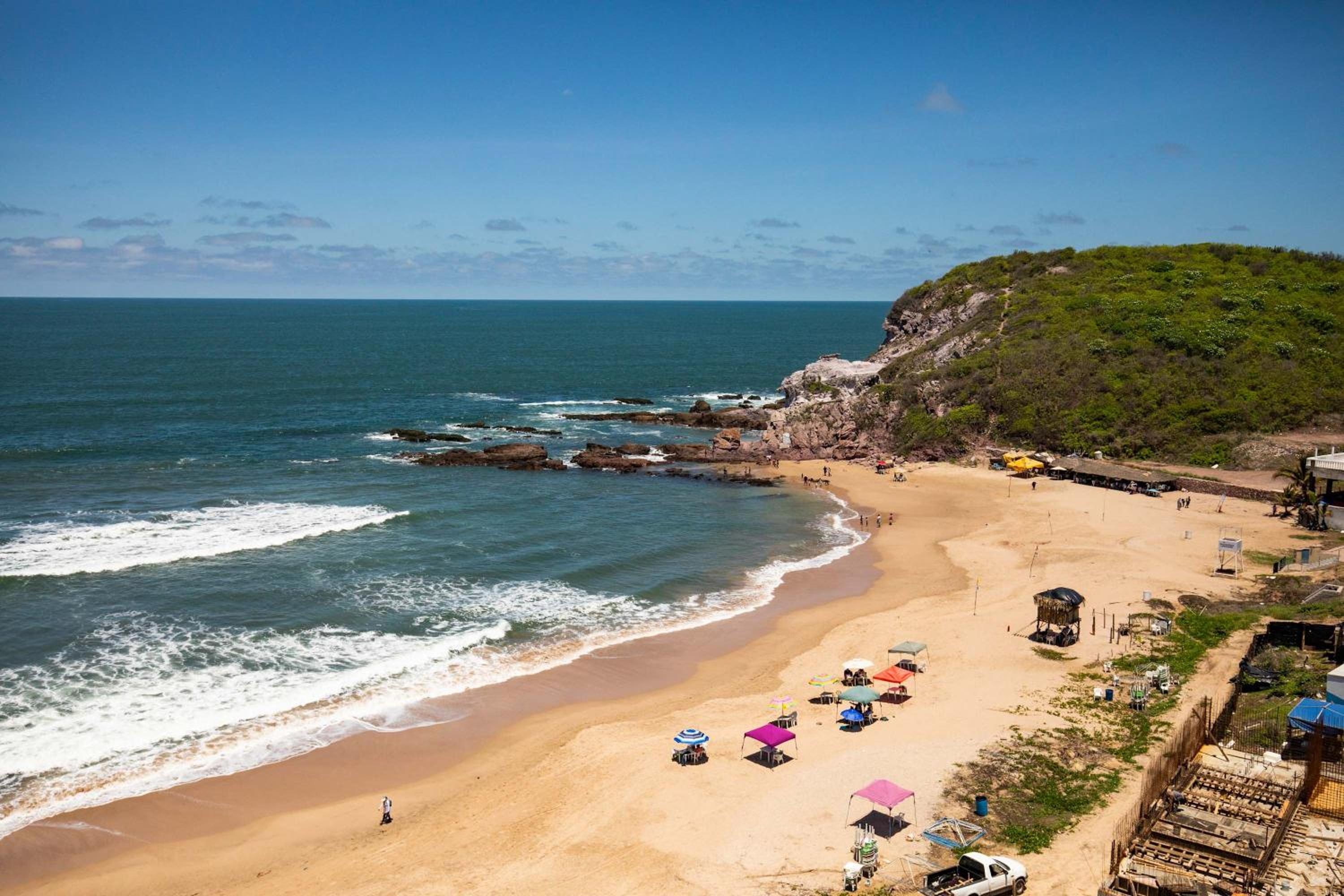 Elegant Condo at Playa Brujas with Ocean View