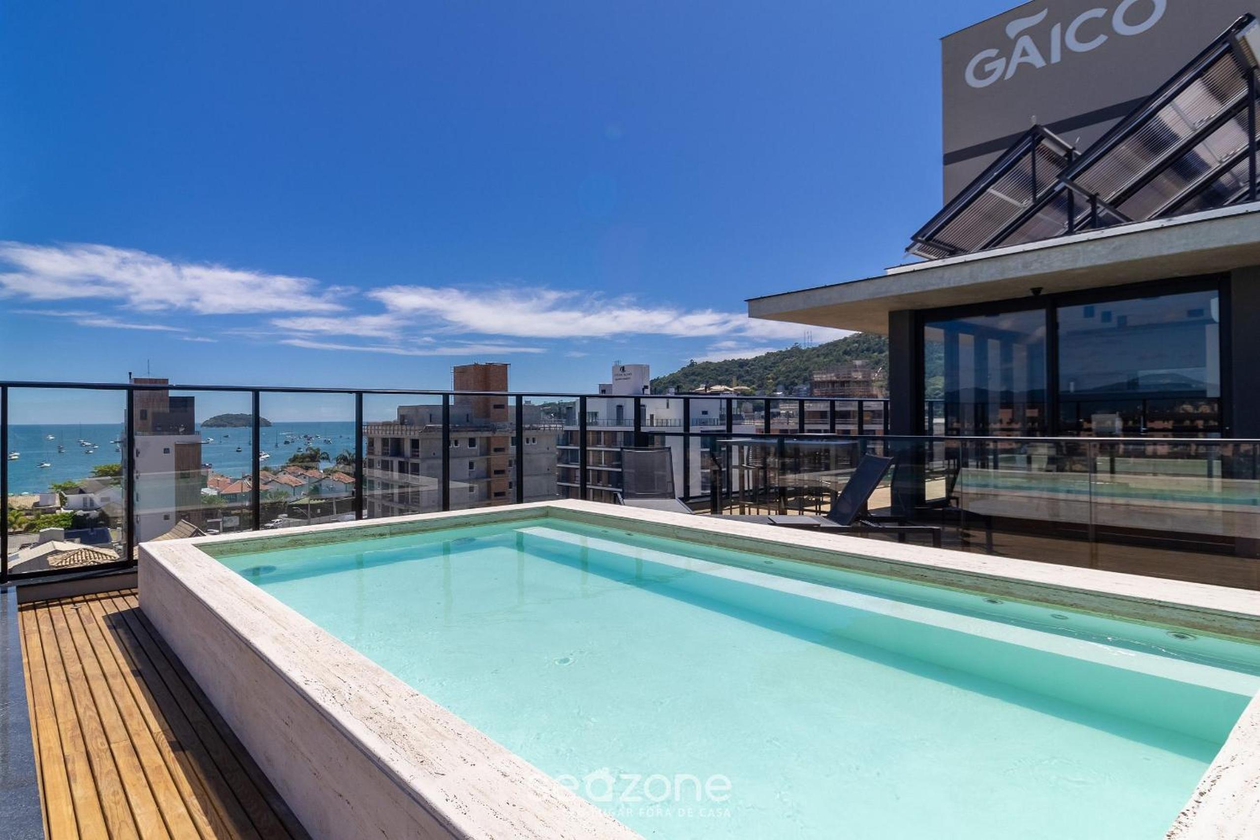 Studios in Building with Swimming Pool in Jurerê - SOT