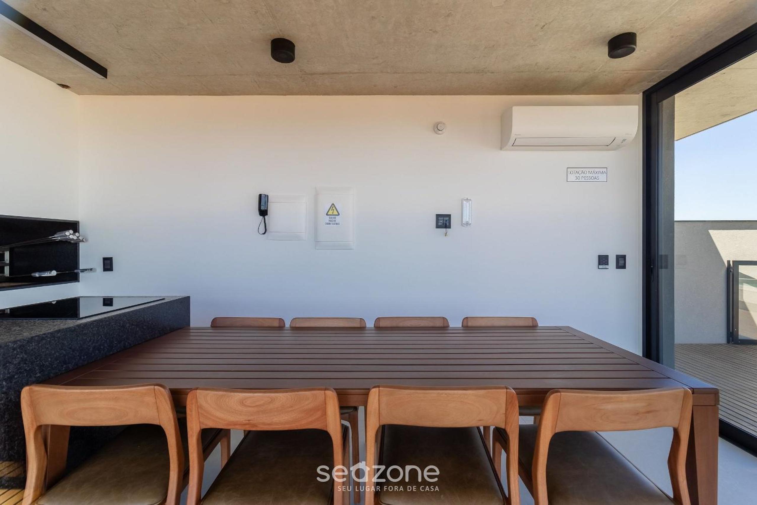 Studios in Building with Swimming Pool in Jurerê - SOT