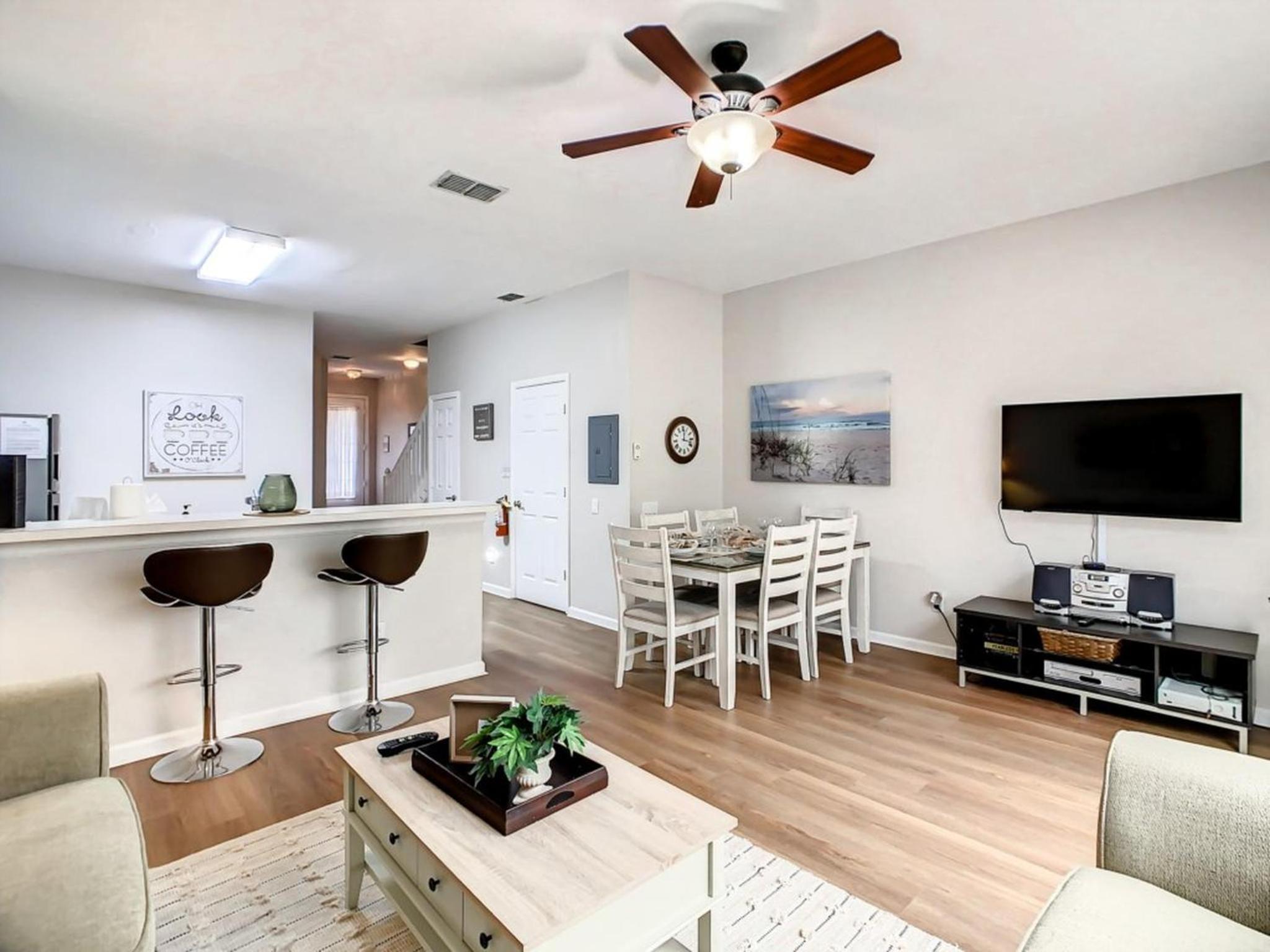 Windsor Palms Townhome w/Private Pool Near Disney