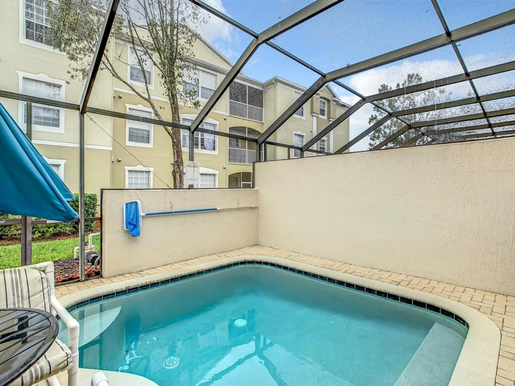Windsor Palms Townhome w/Private Pool Near Disney