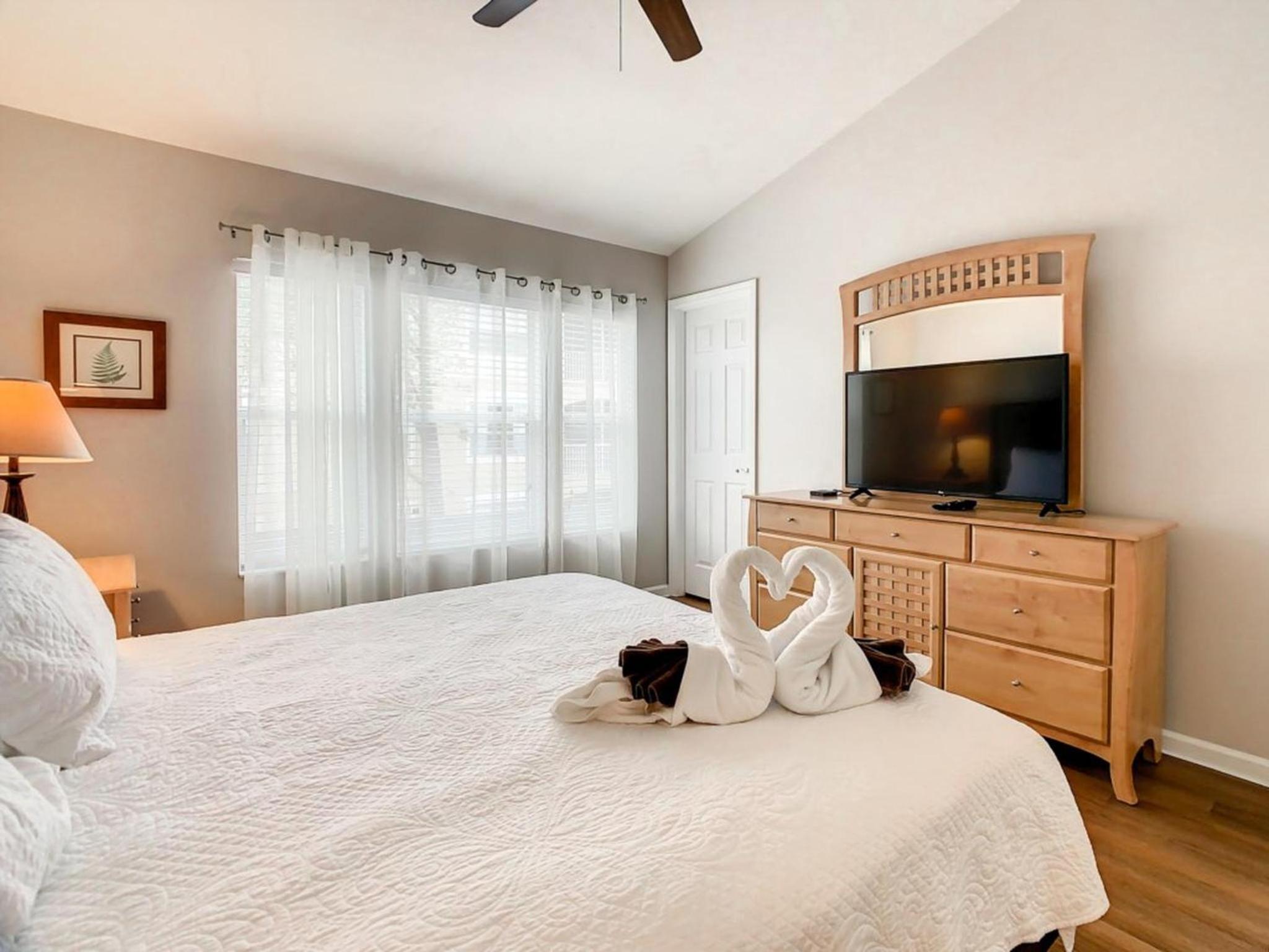 Windsor Palms Townhome w/Private Pool Near Disney