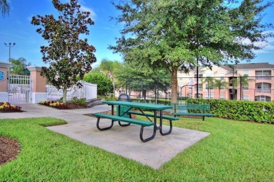 Windsor Palms Townhome w/Private Pool Near Disney