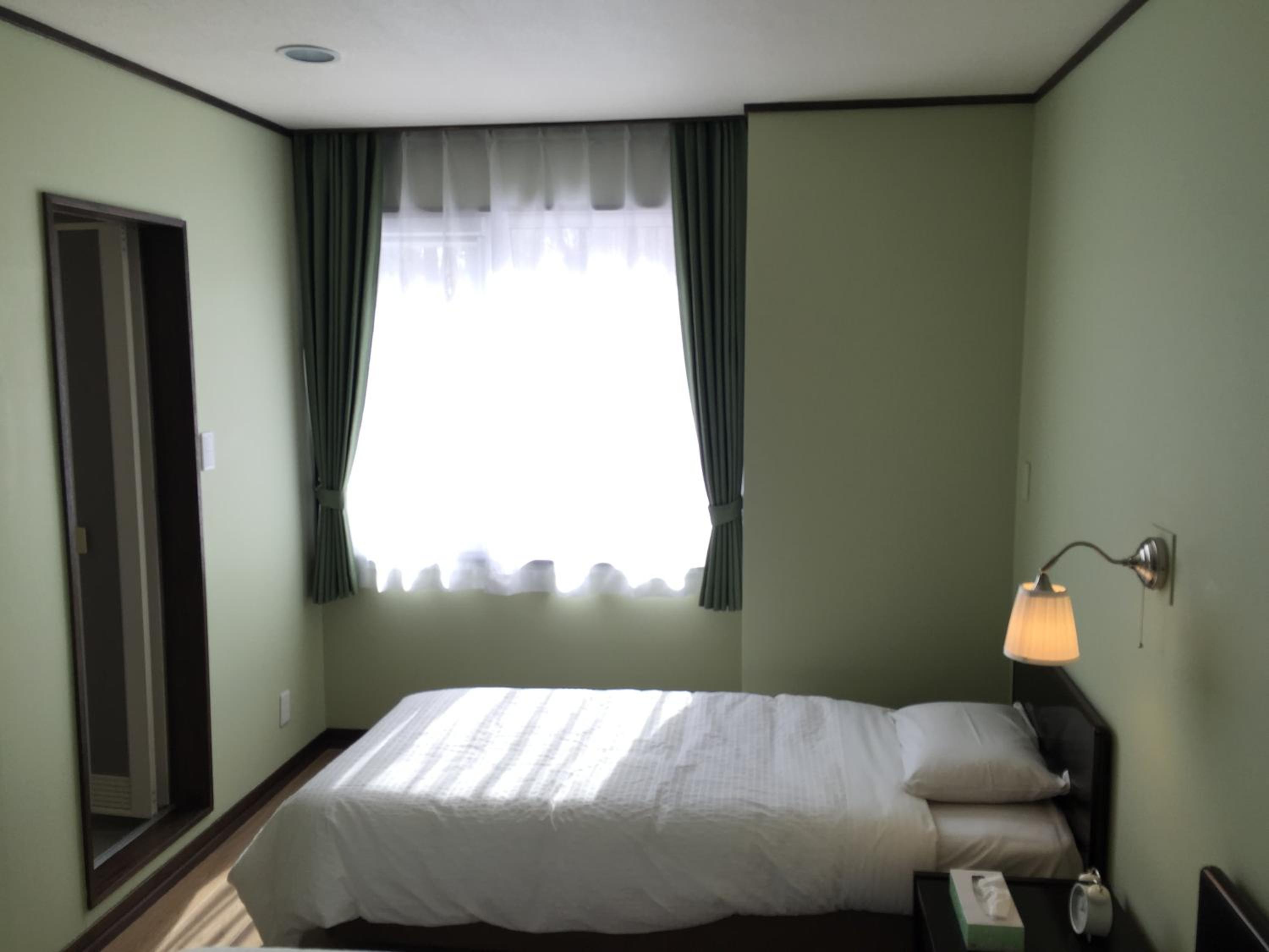 White Rose Inn