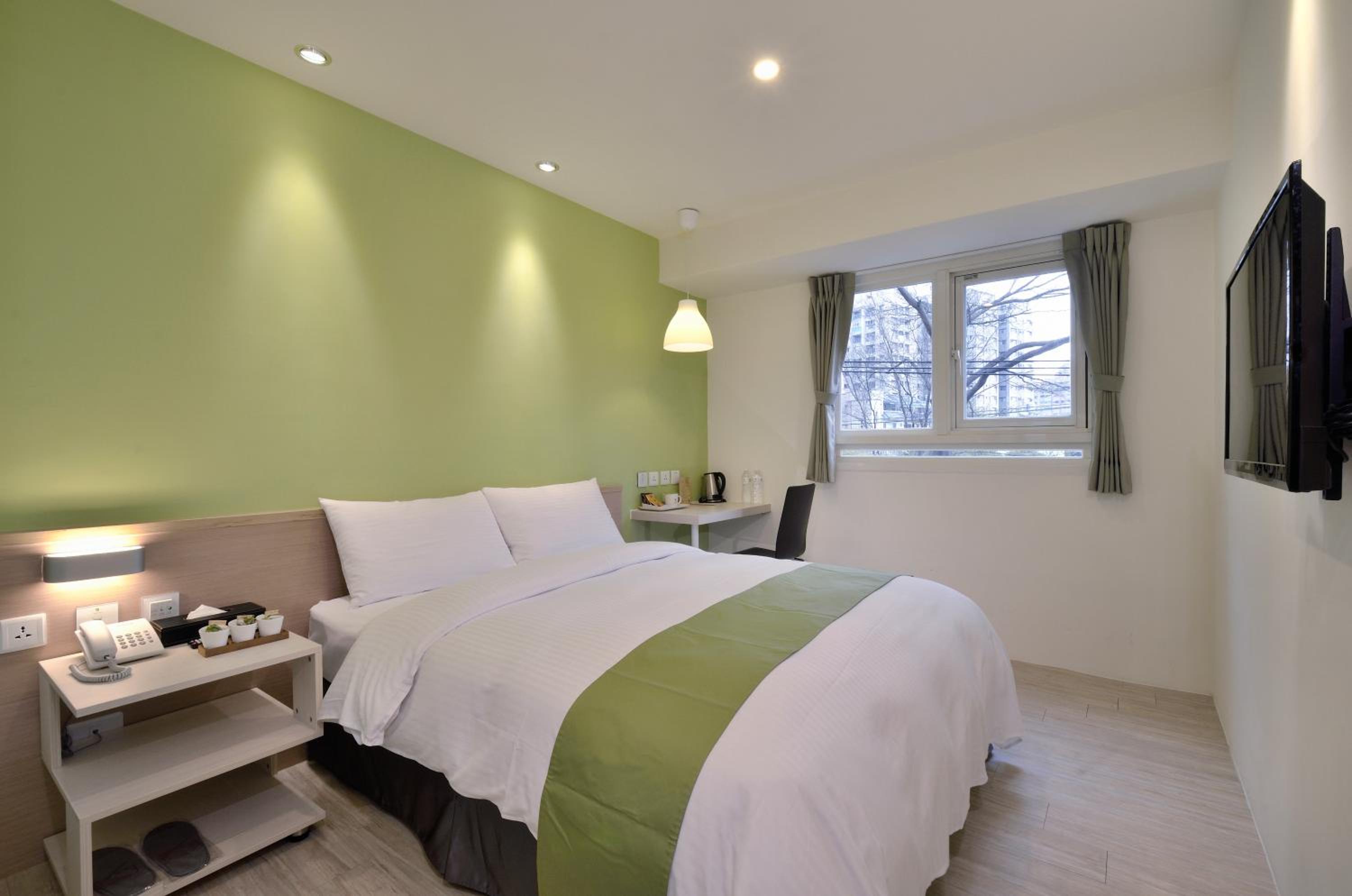 Green Hotel - Fengjia
