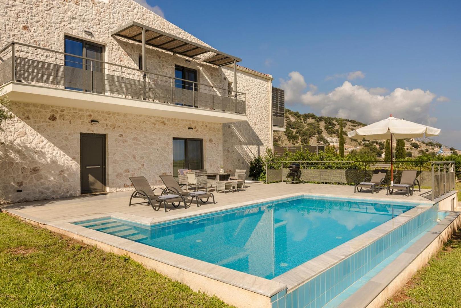 Petradi Villas Skala