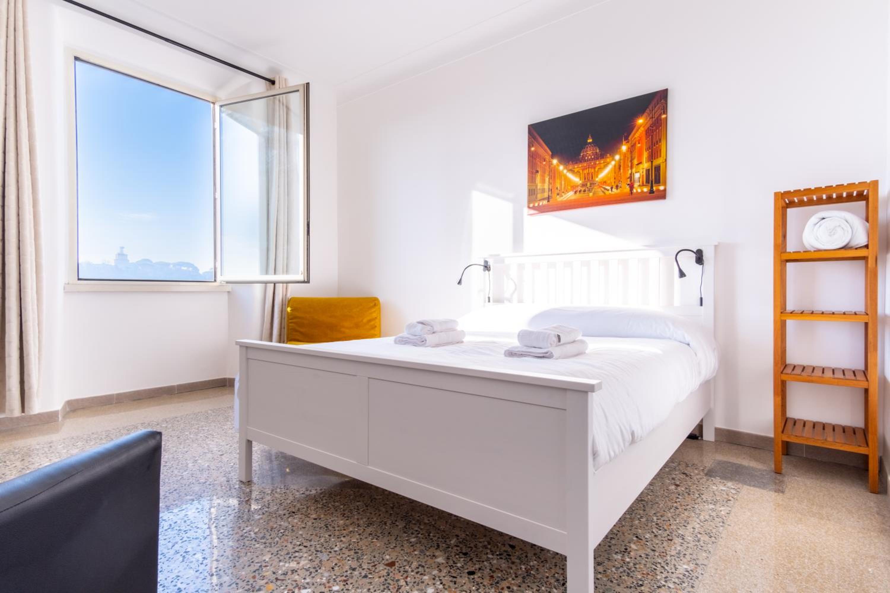 Elegantis La Dolce Vista Apartment with private terrace and fantastic View