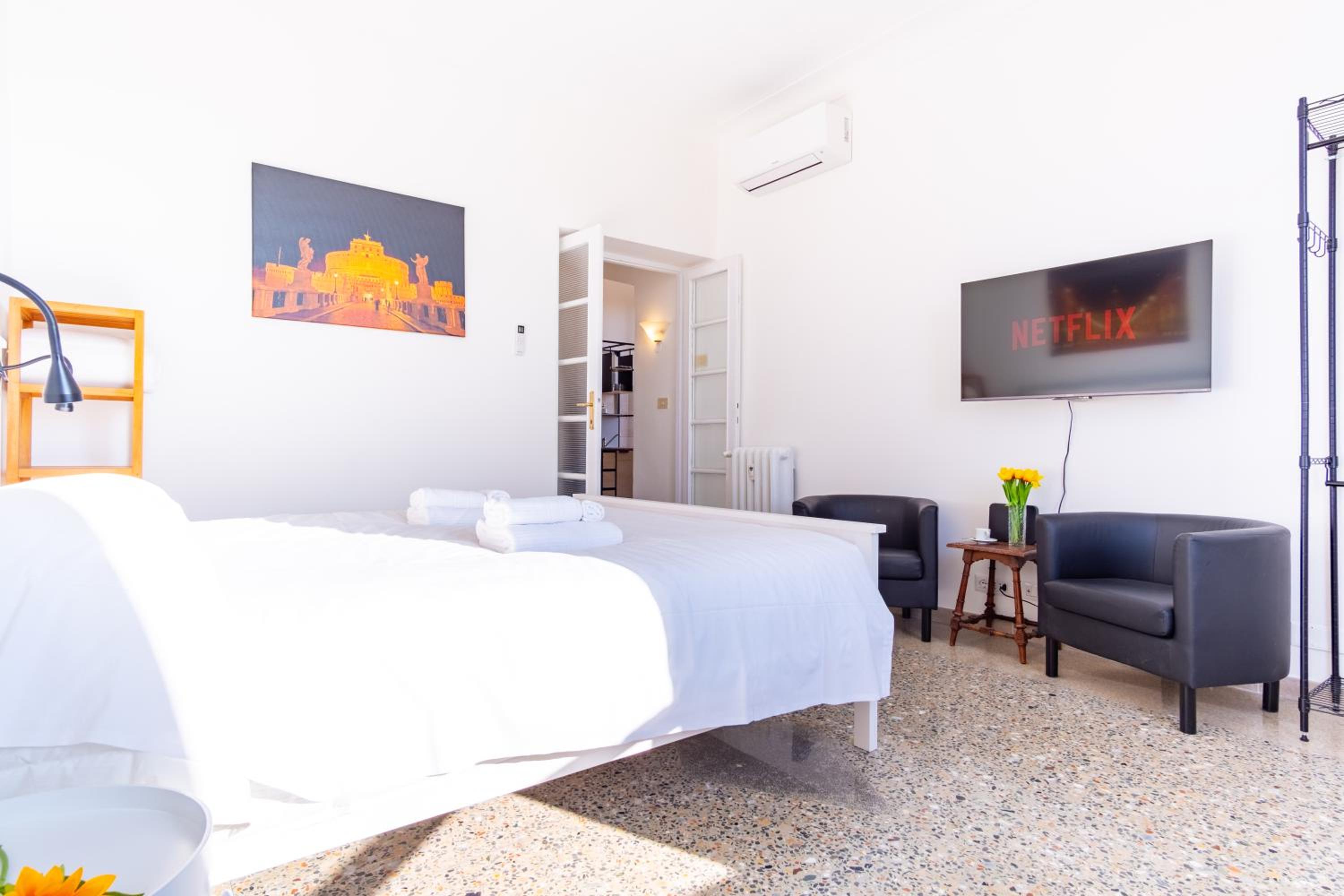 Elegantis La Dolce Vista Apartment with private terrace and fantastic View