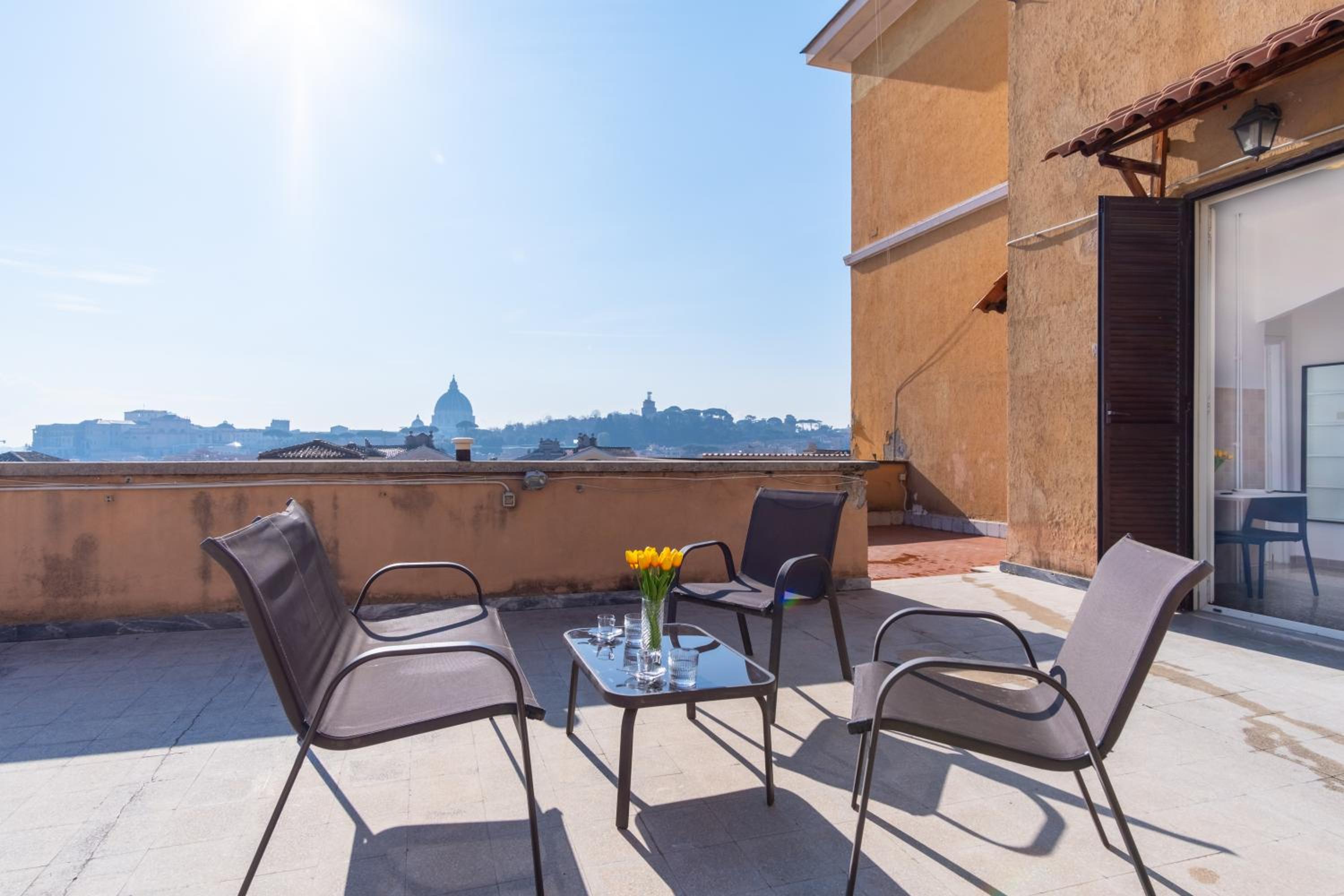 Elegantis La Dolce Vista Apartment with private terrace and fantastic View