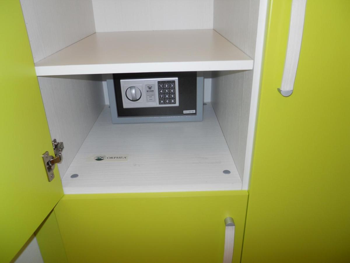Photo 10