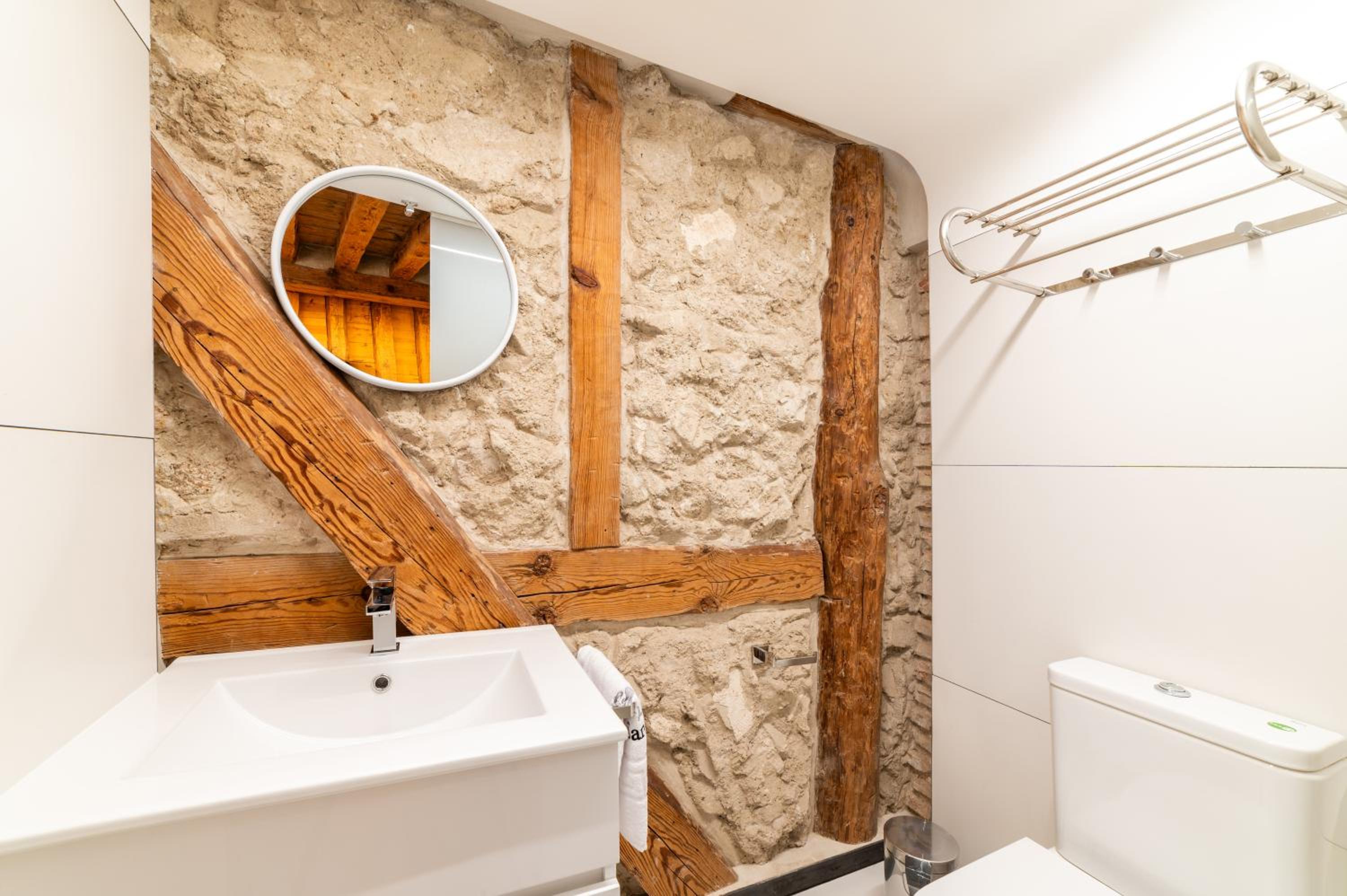 Apartamentos Santa Fe - Calle Armas by Toledo AP