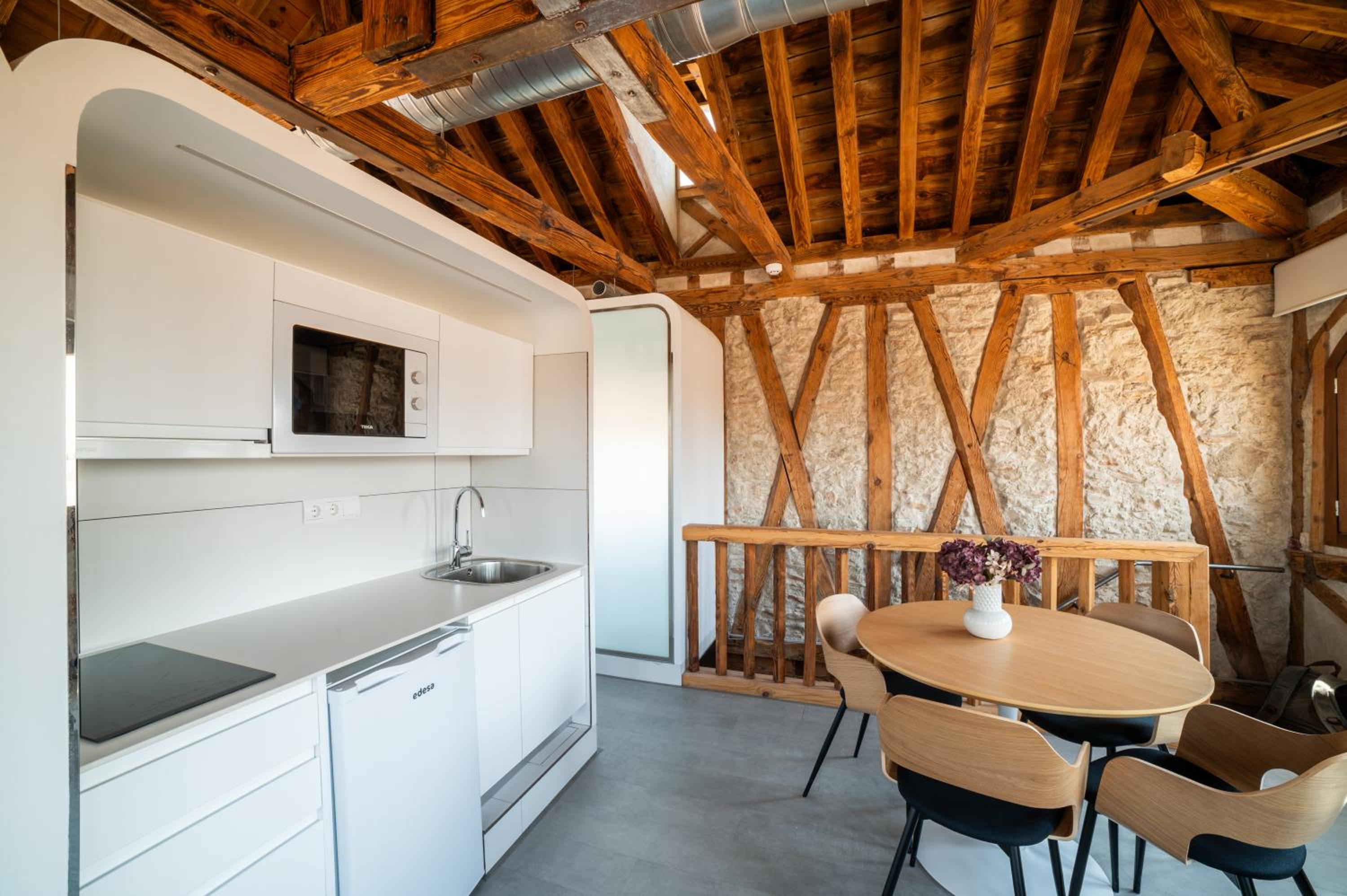 Apartamentos Santa Fe - Calle Armas by Toledo AP