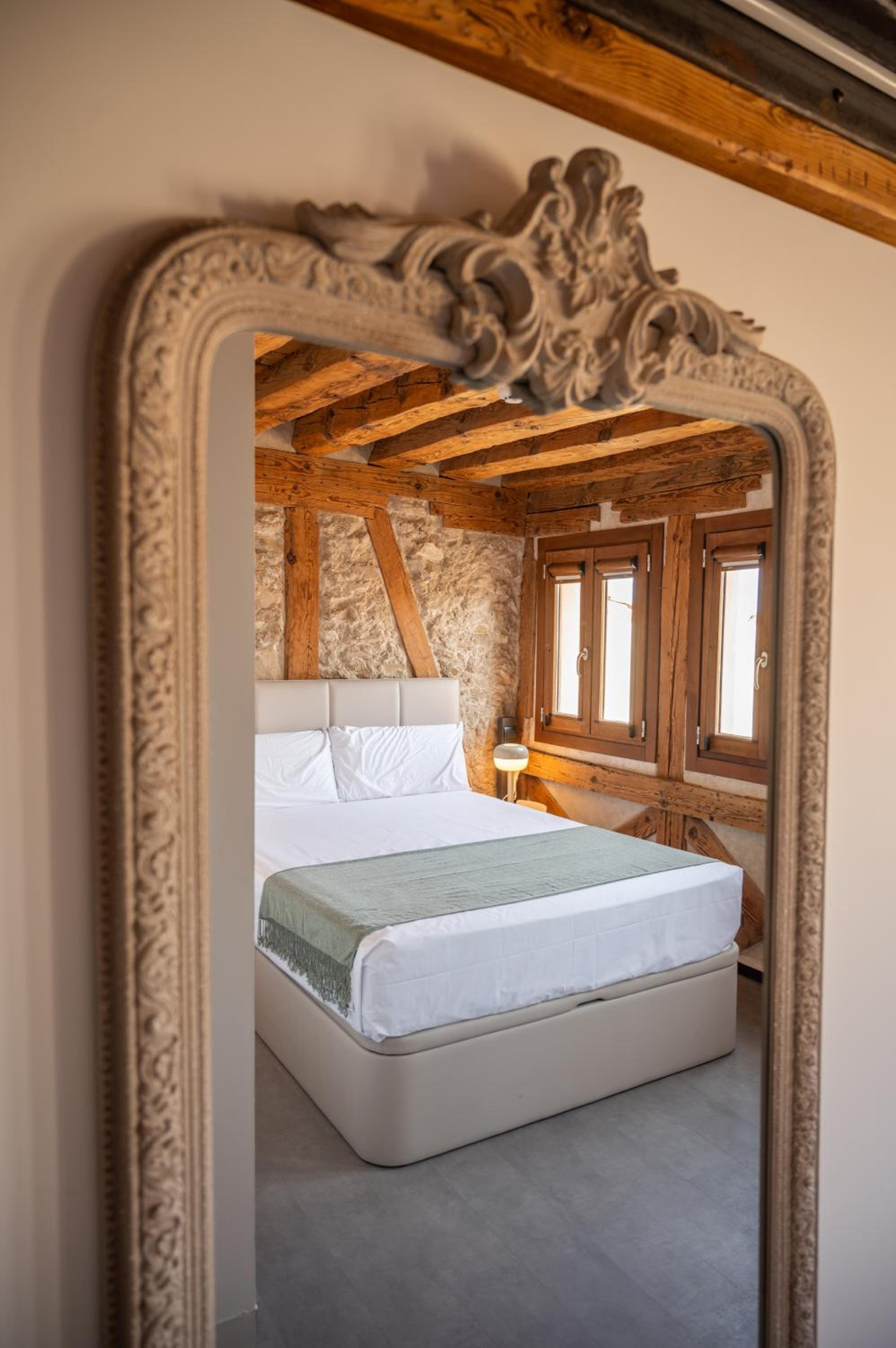 Apartamentos Santa Fe - Calle Armas by Toledo AP